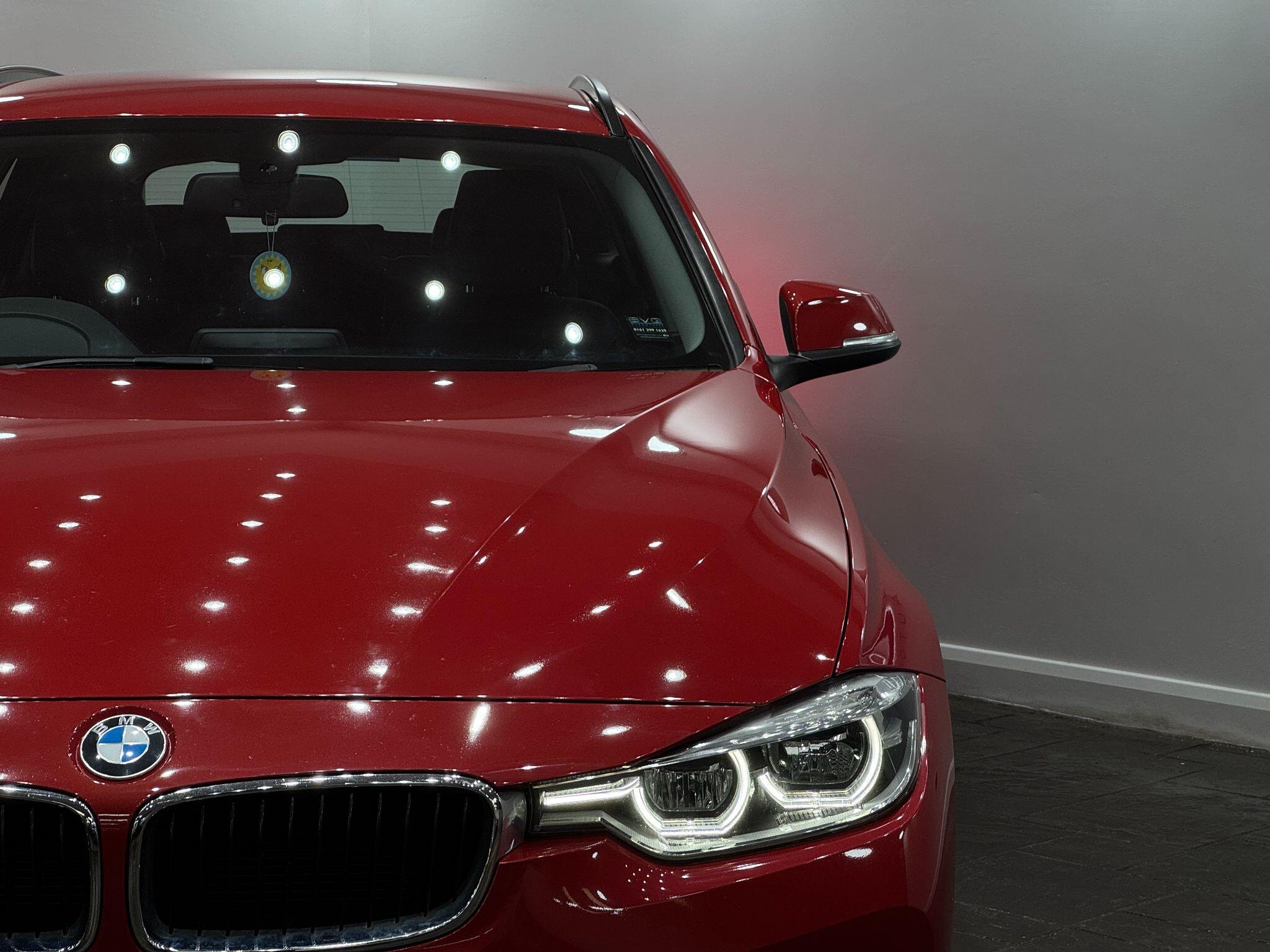 BMW 3 Series view 14