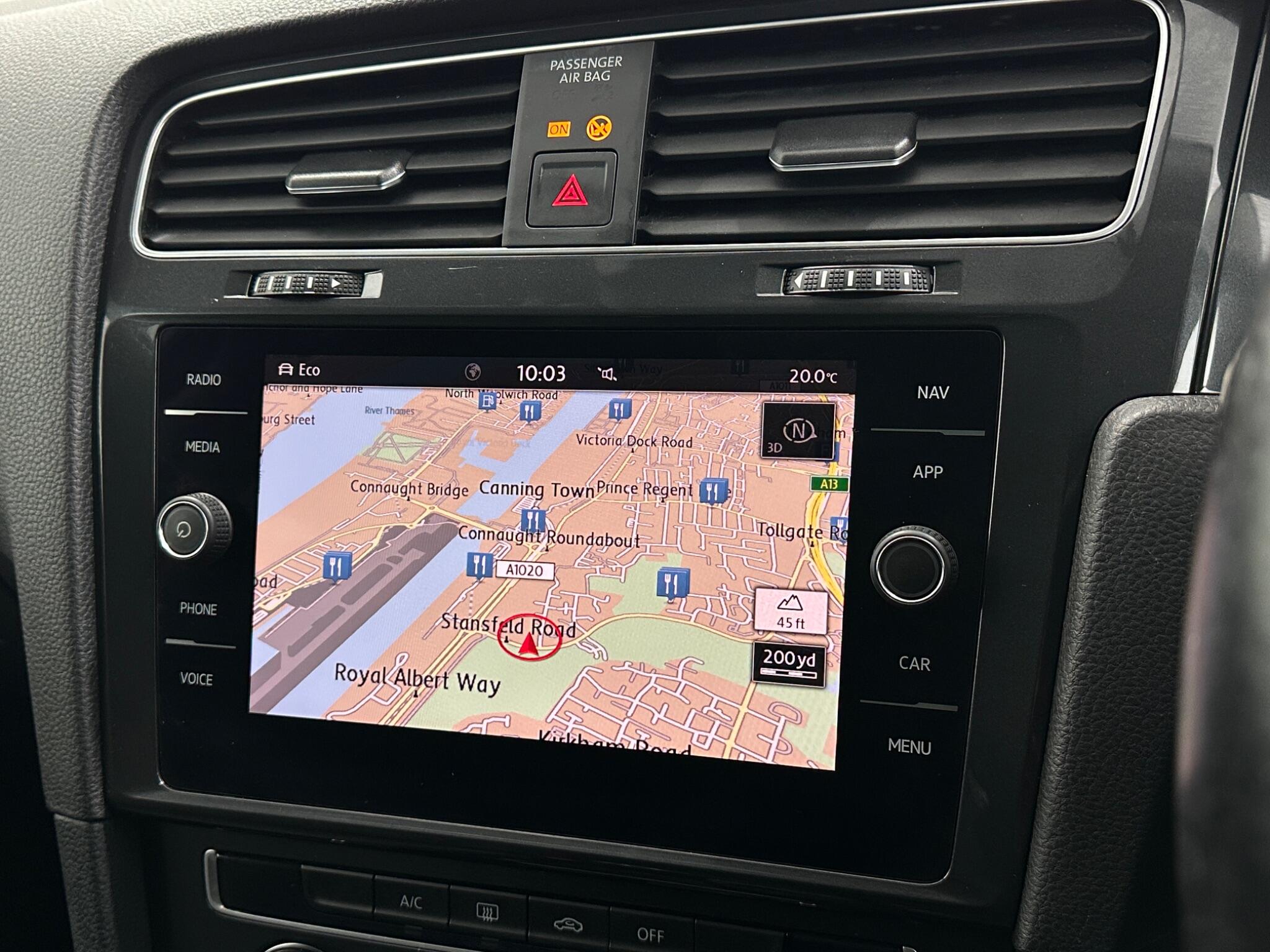 Volkswagen Golf view 22