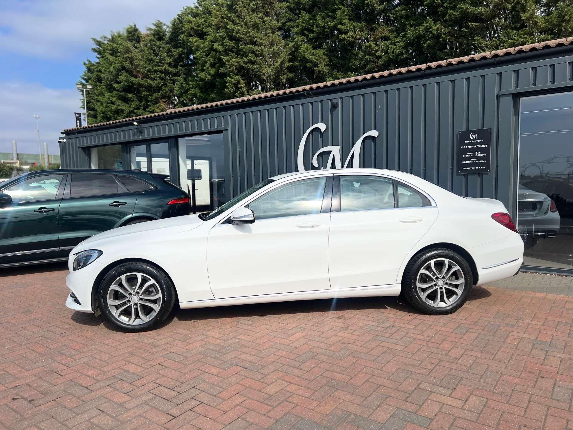 Mercedes-Benz C-Class view 12