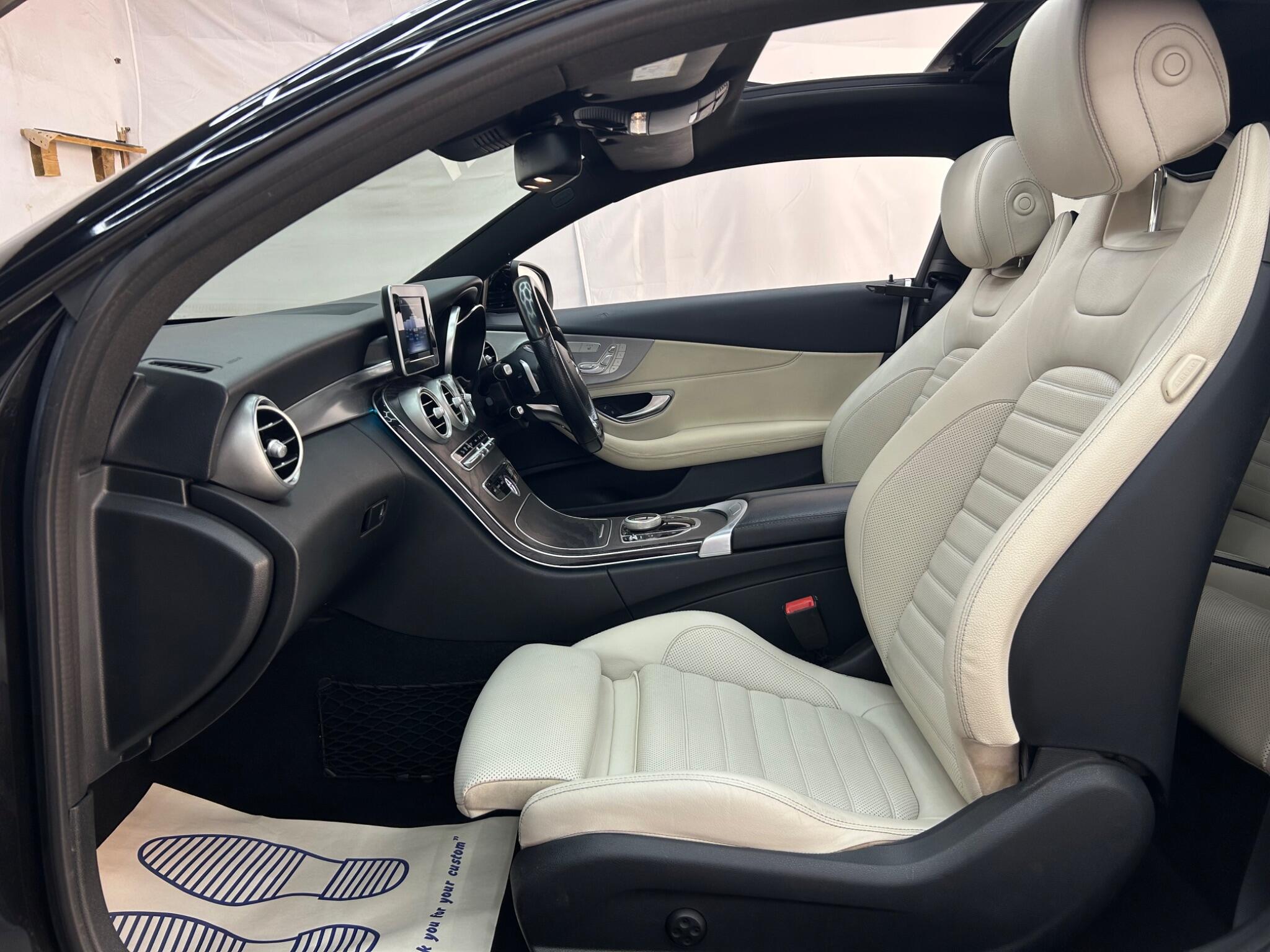 Mercedes-Benz C-Class view 42