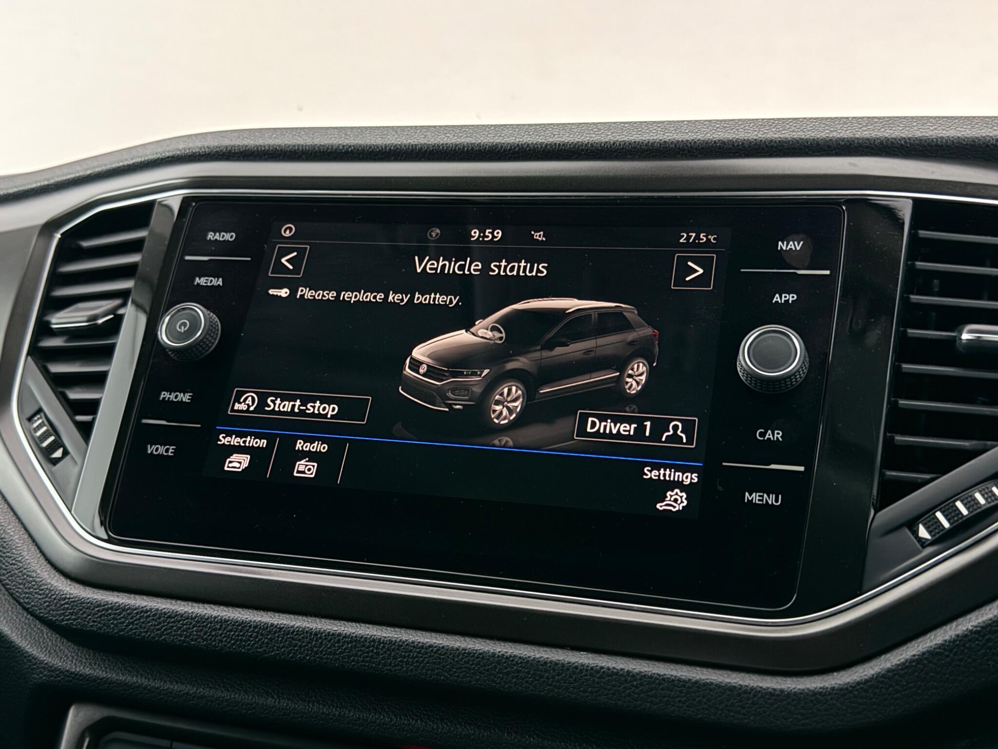 Volkswagen T-Roc view 23