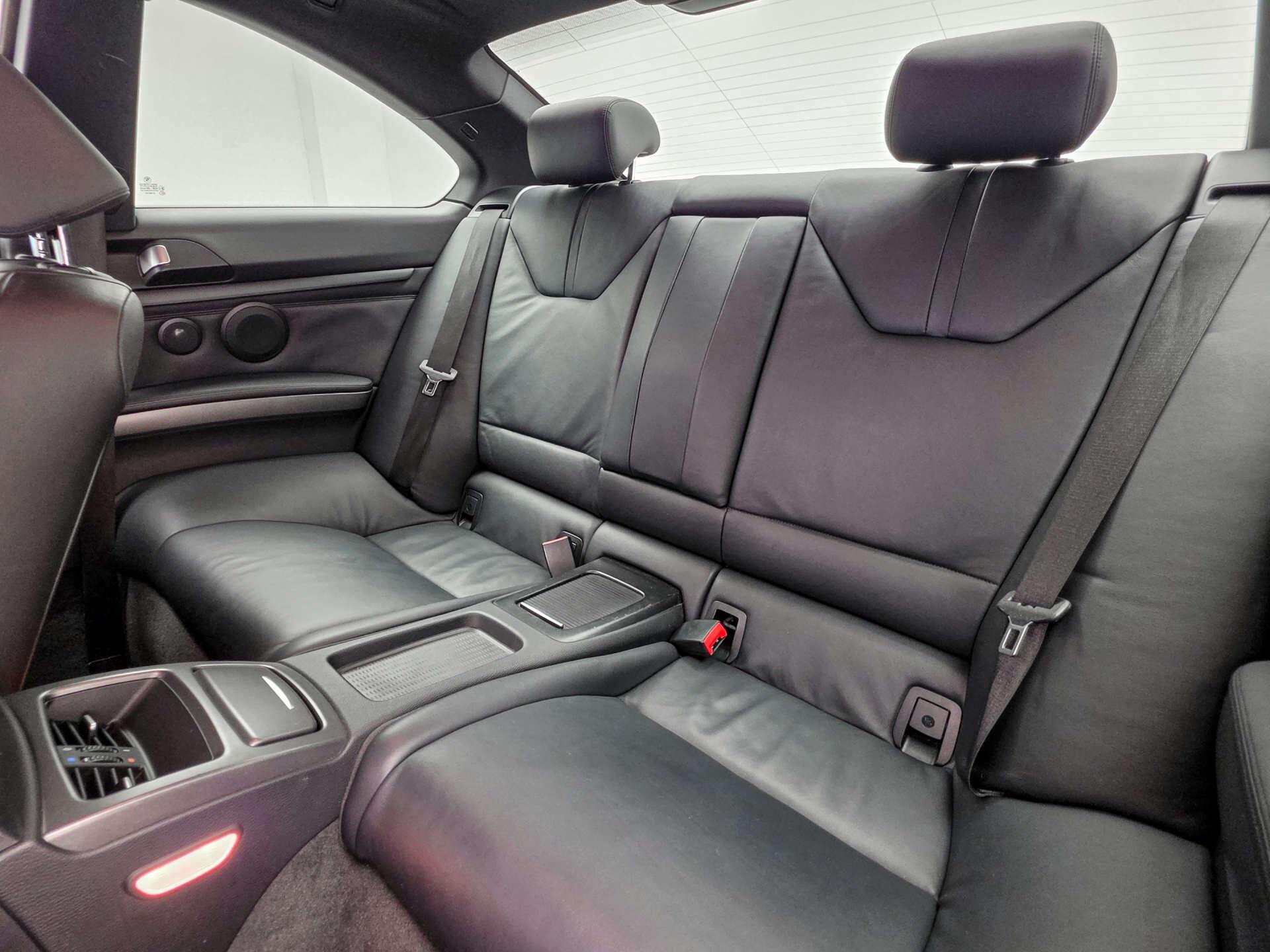 BMW M3 view 16