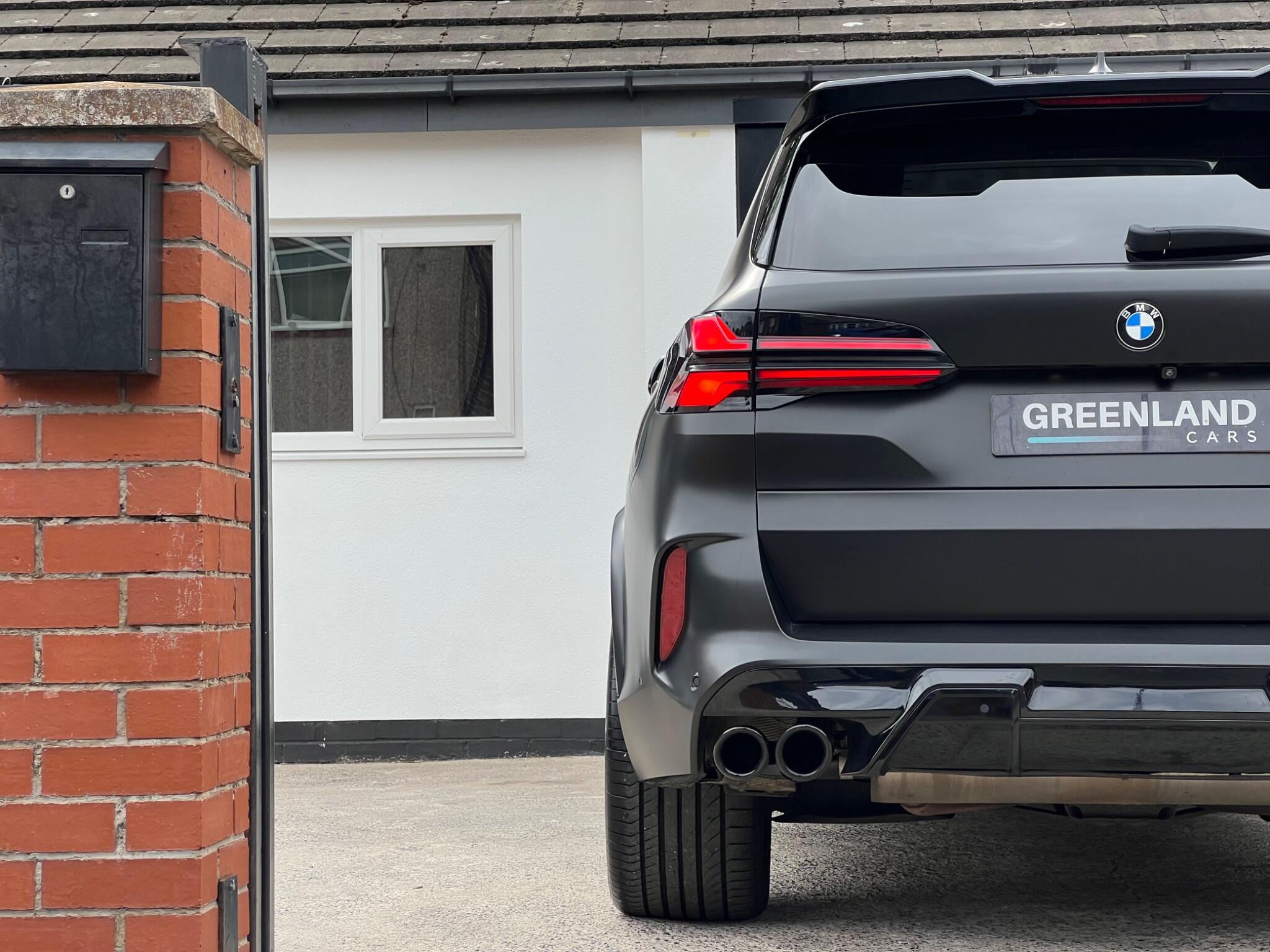 BMW X5 view 32
