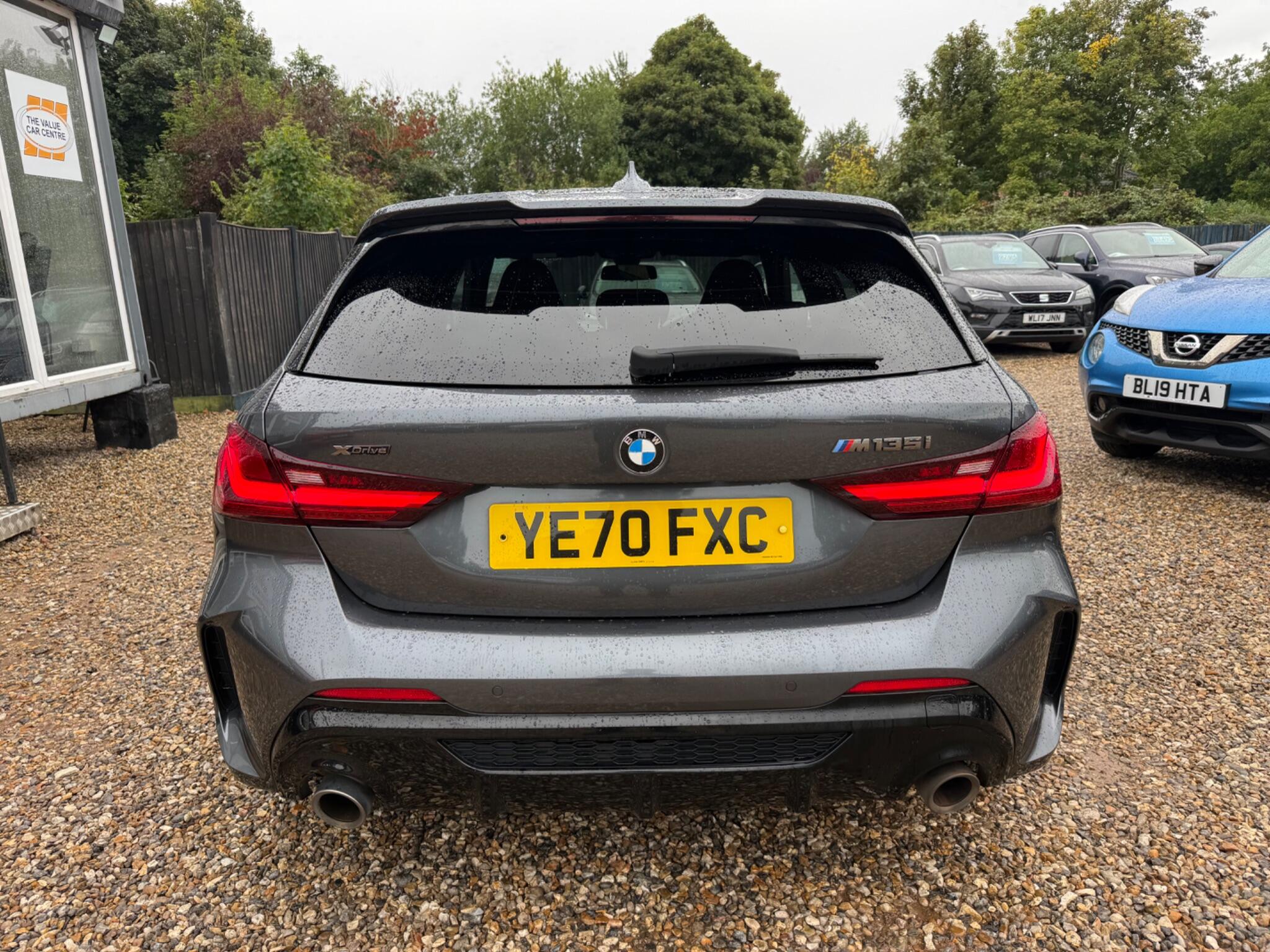 BMW 1 Series view 4