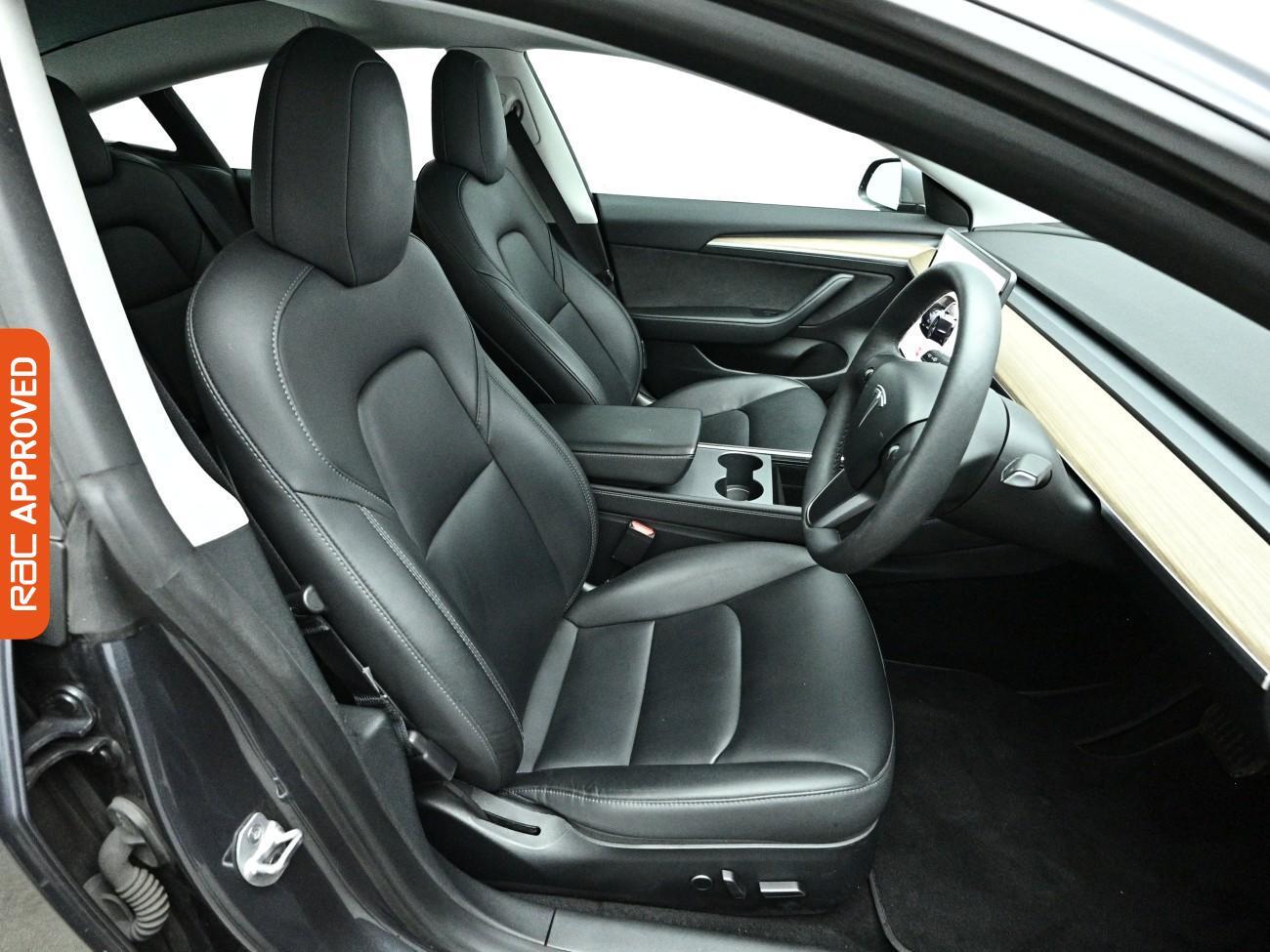 Tesla Model 3 view 13