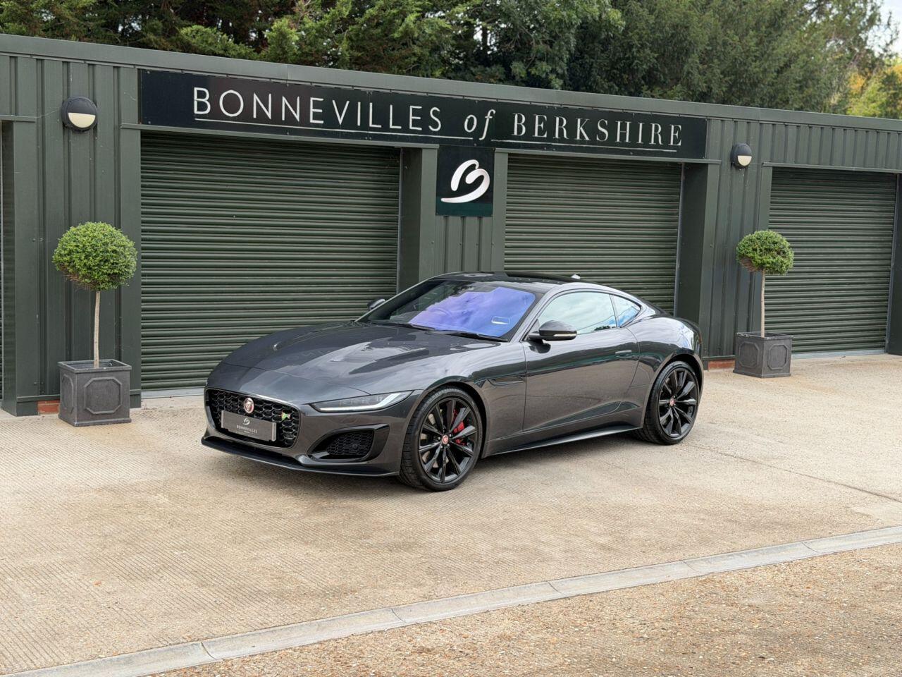 Jaguar F-Type view 4