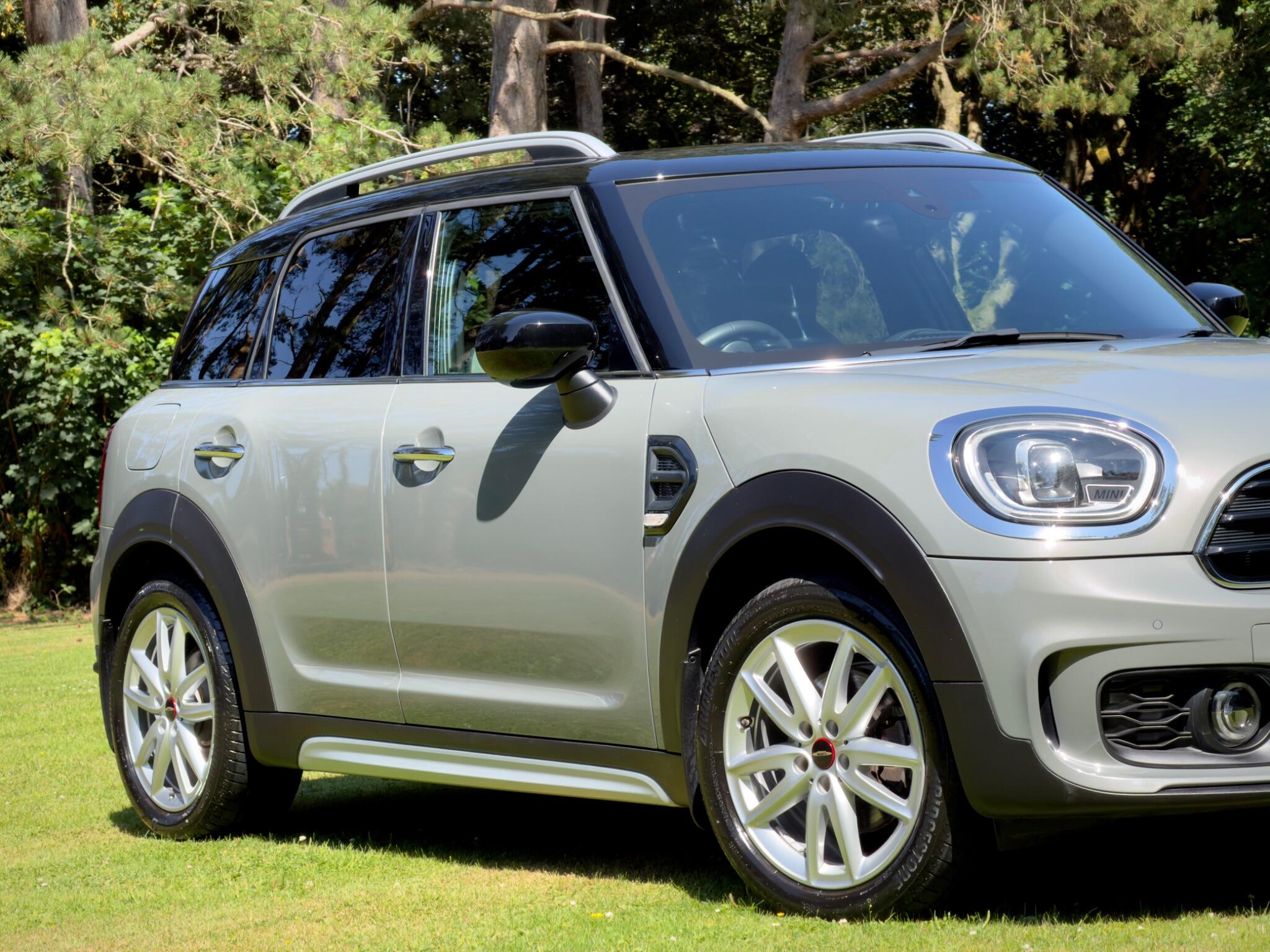 Mini Countryman view 8