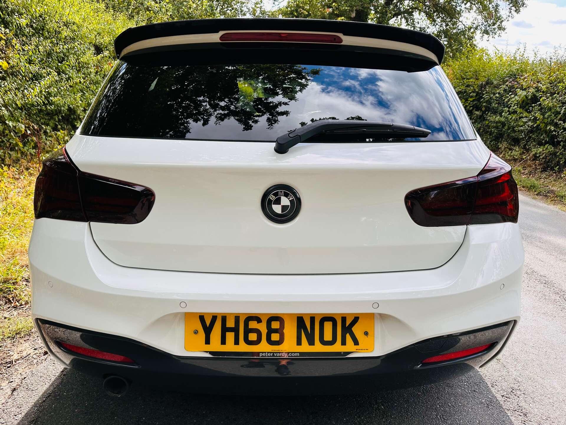 BMW 1 Series view 36