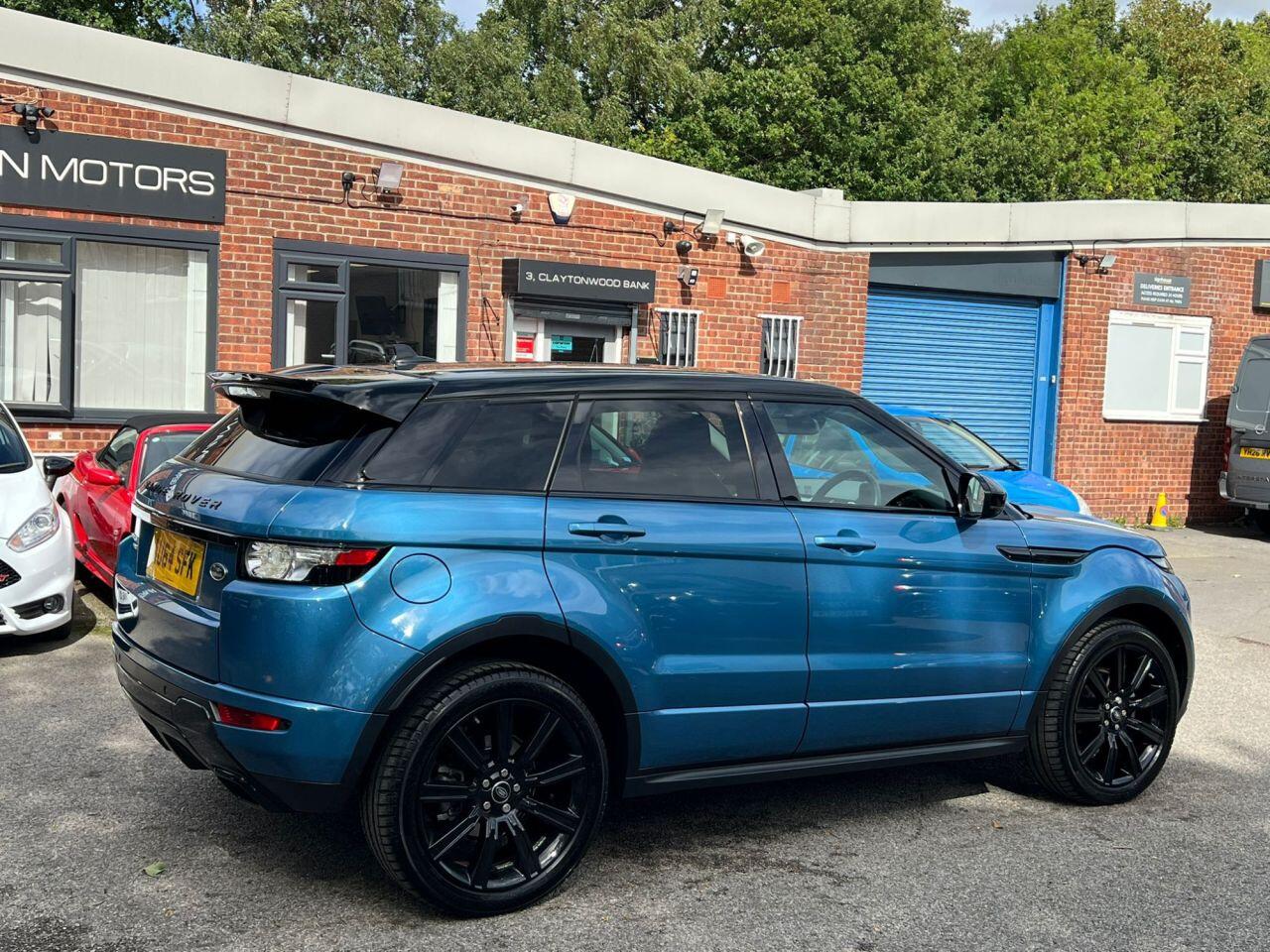 Land Rover Range Rover Evoque view 5