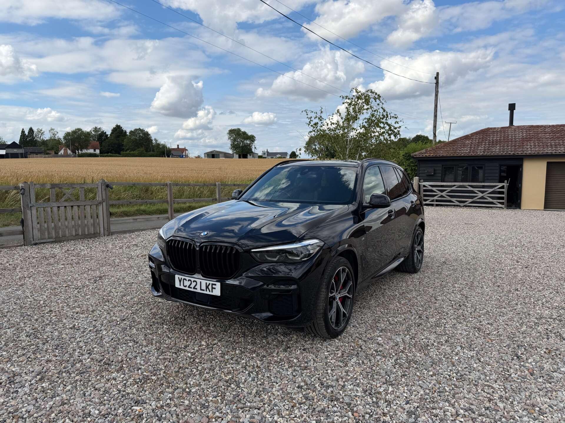 BMW X5 view 2