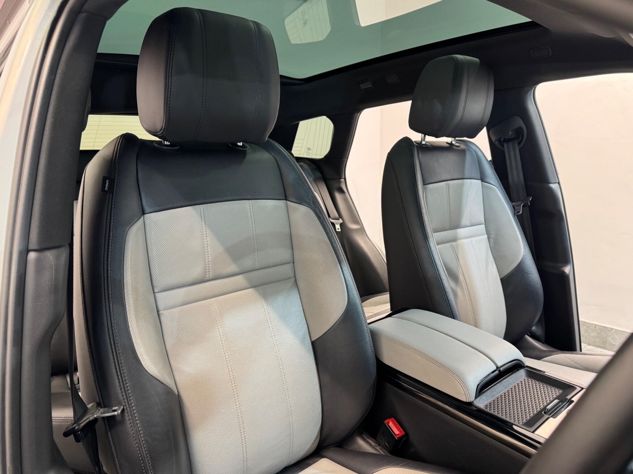 Land Rover Range Rover Evoque view 21