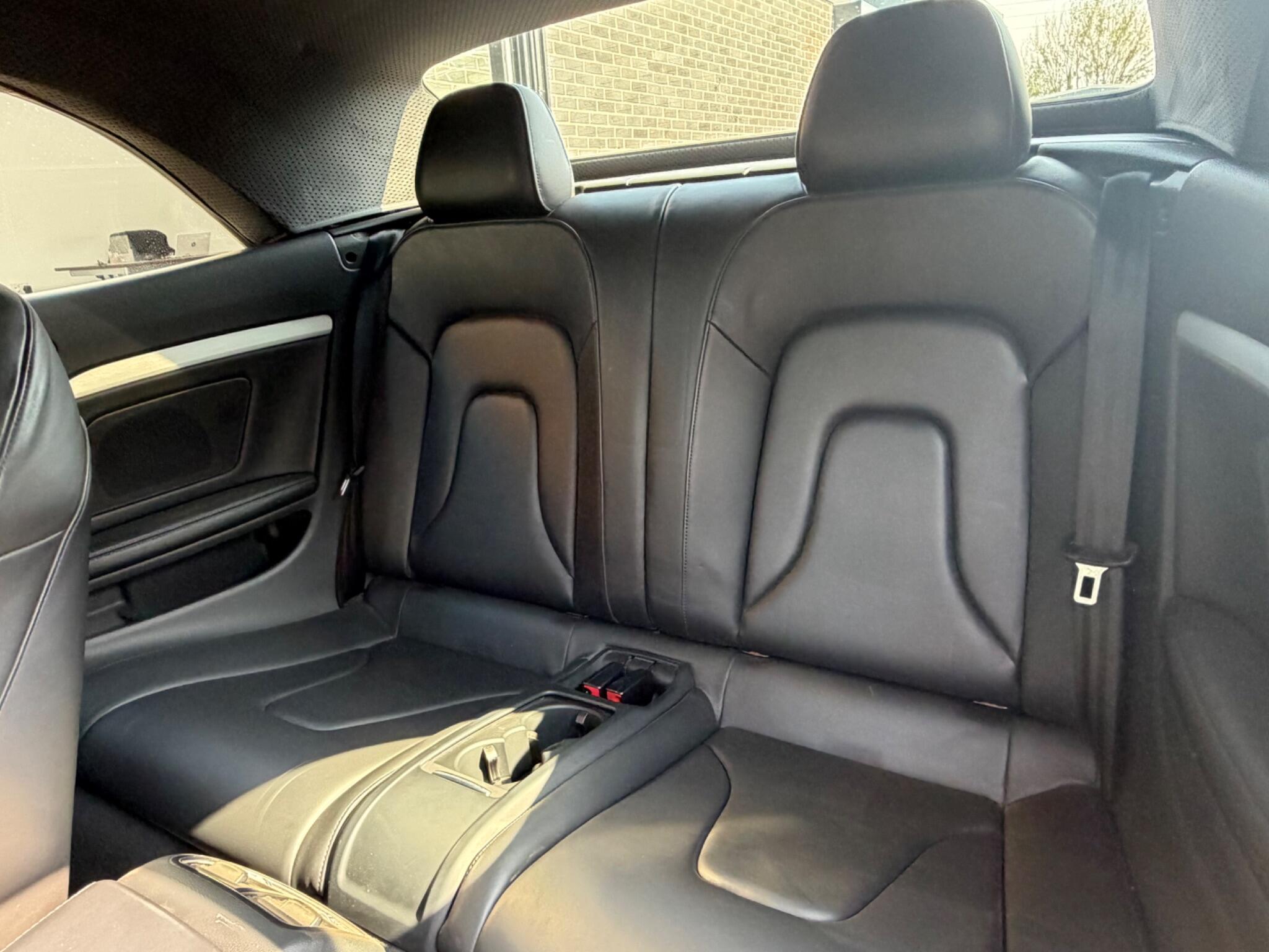 Audi A5 view 24