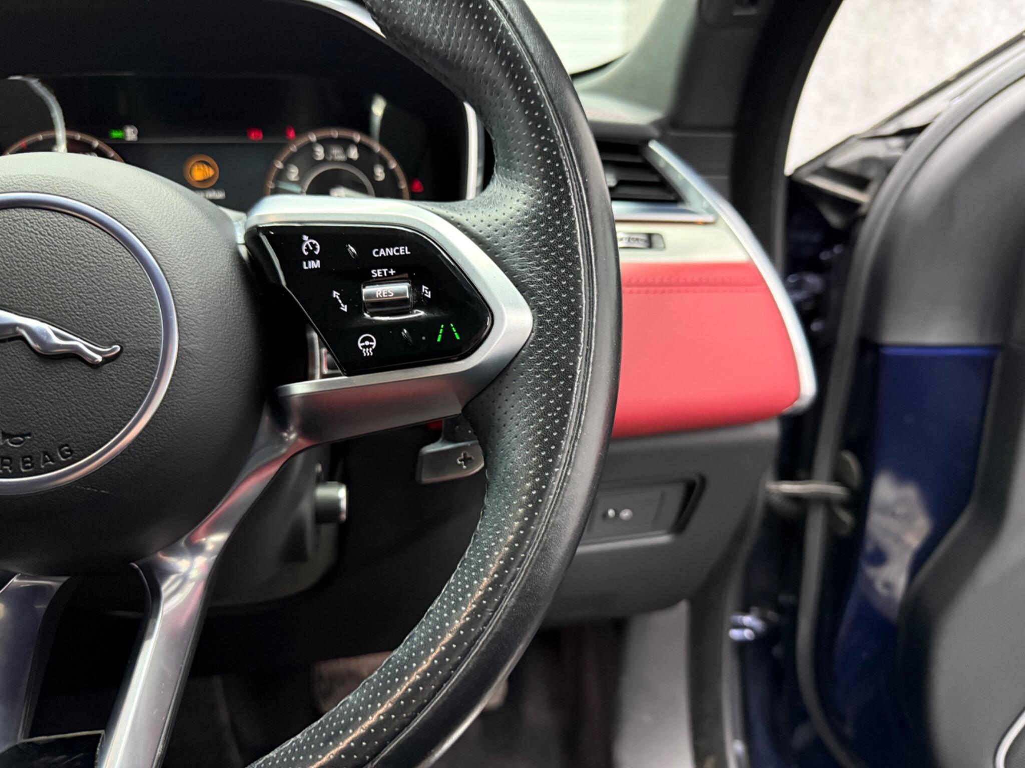 Jaguar F-Pace view 13