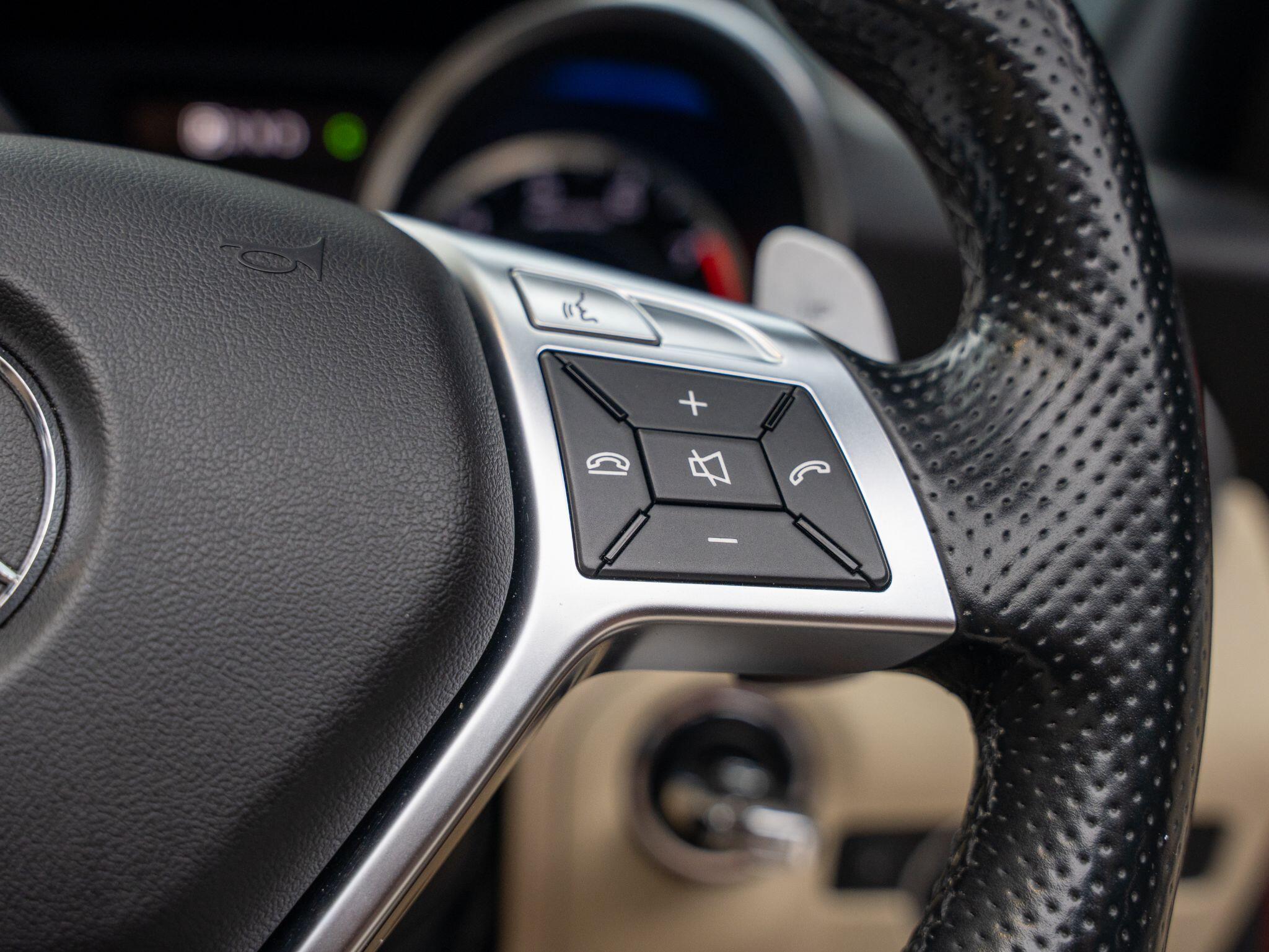 Mercedes-Benz SLK view 28