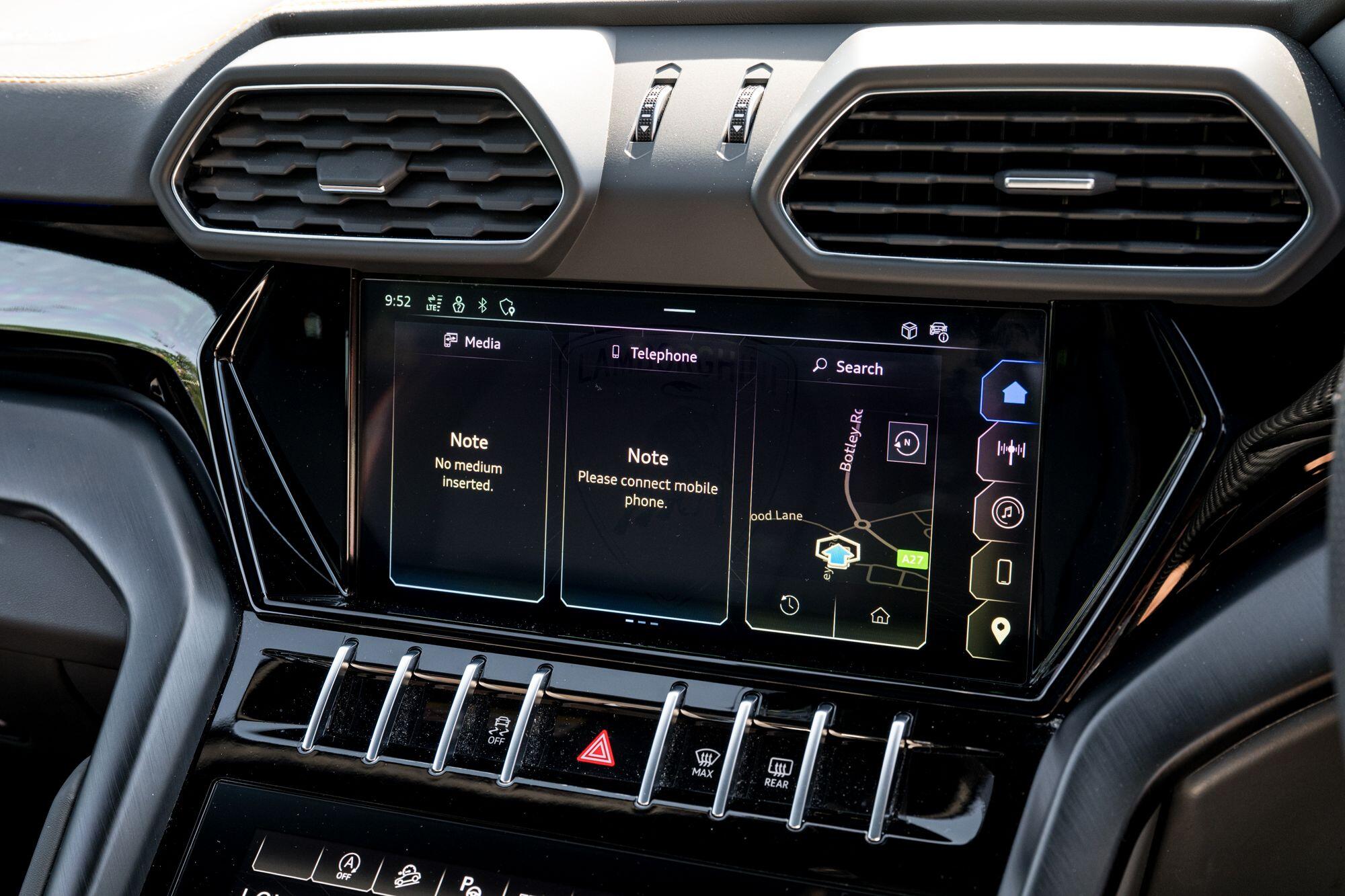 Lamborghini Urus view 53