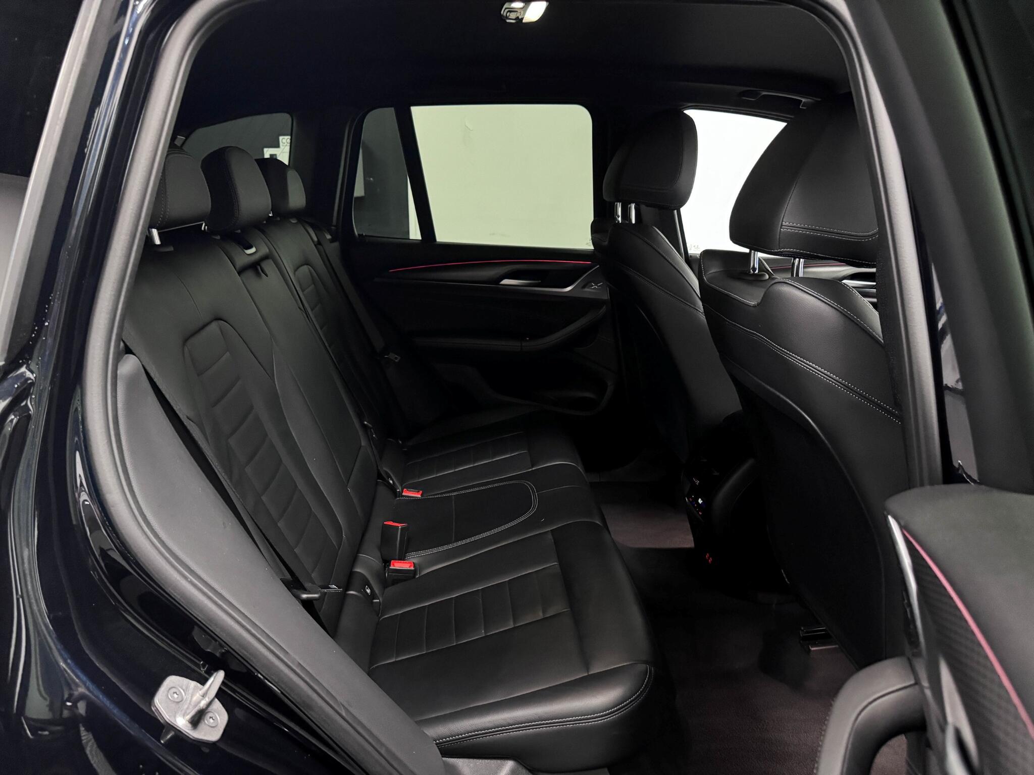 BMW X3 view 27