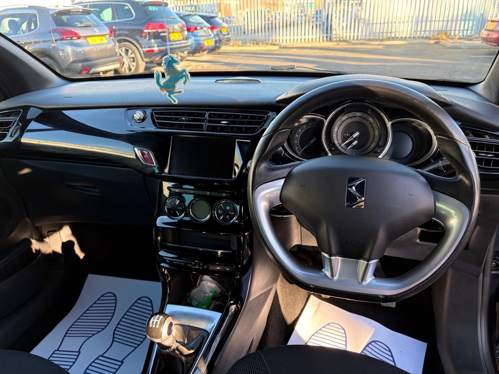 2016 DS AUTOMOBILES DS 3 1.2 PureTech DStyle Nav Euro 6 (s/s) 3dr • 70,000 miles image 9