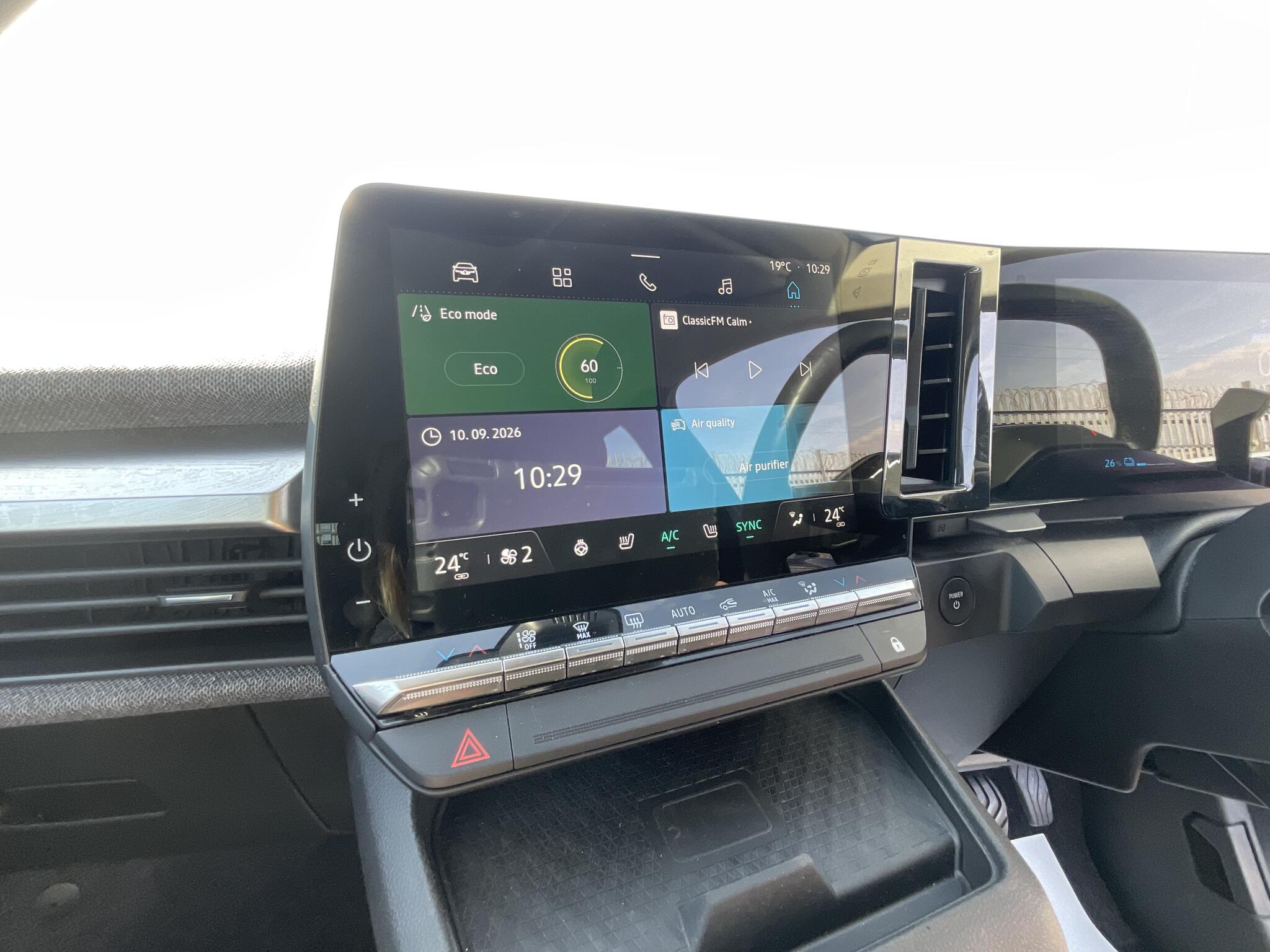 Renault Megane E-Tech view 31