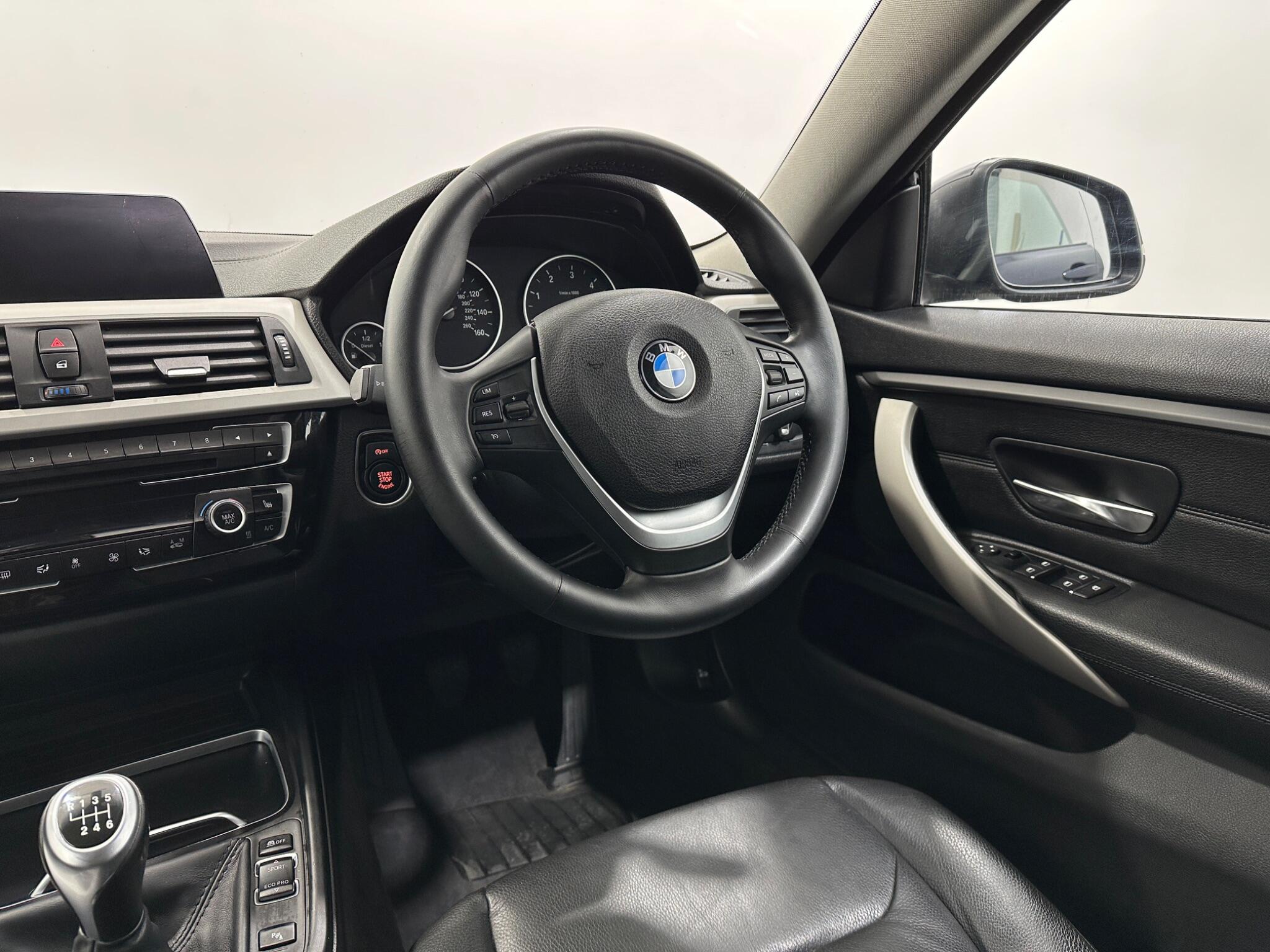 BMW 4 Series Gran Coupe view 12