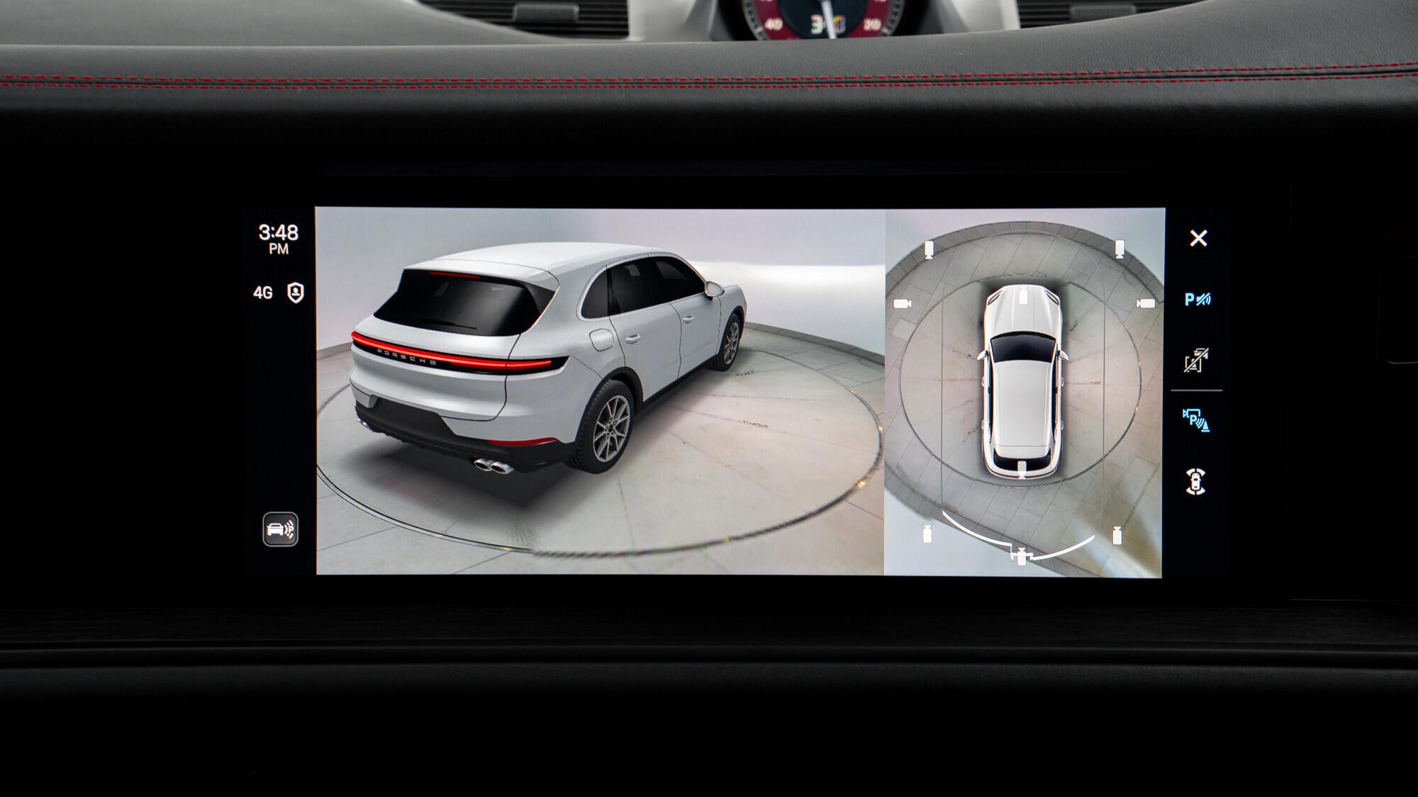 Porsche Cayenne view 31