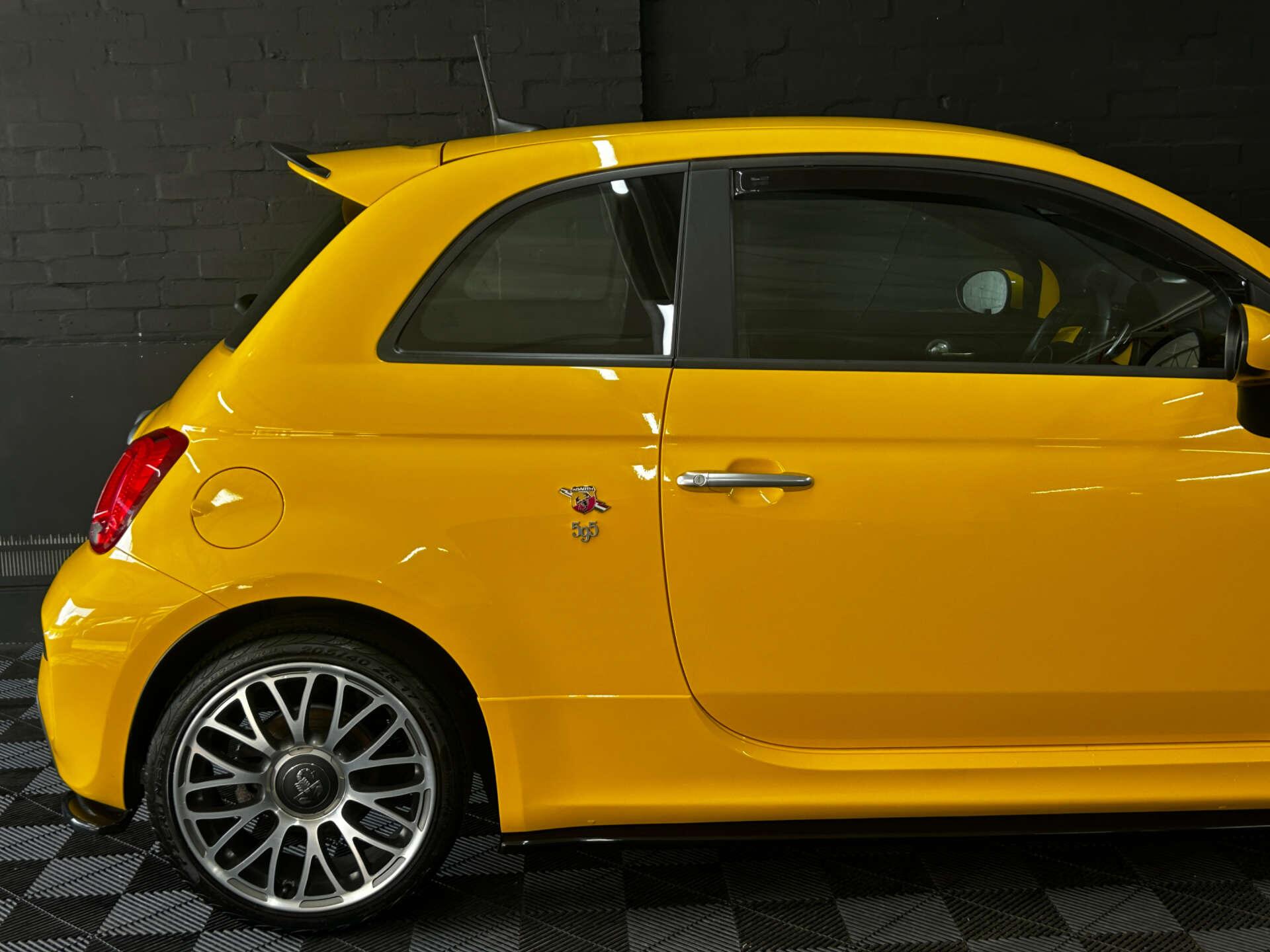 Abarth 595 view 18