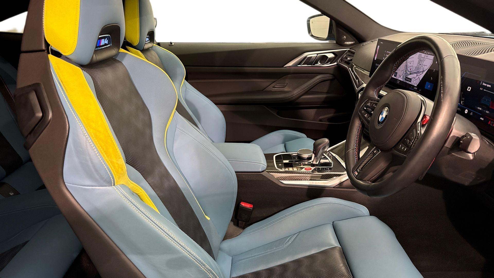 BMW M4 view 11