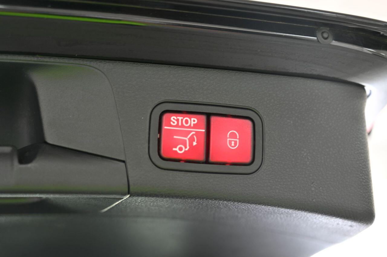 Mercedes-Benz C Class view 45