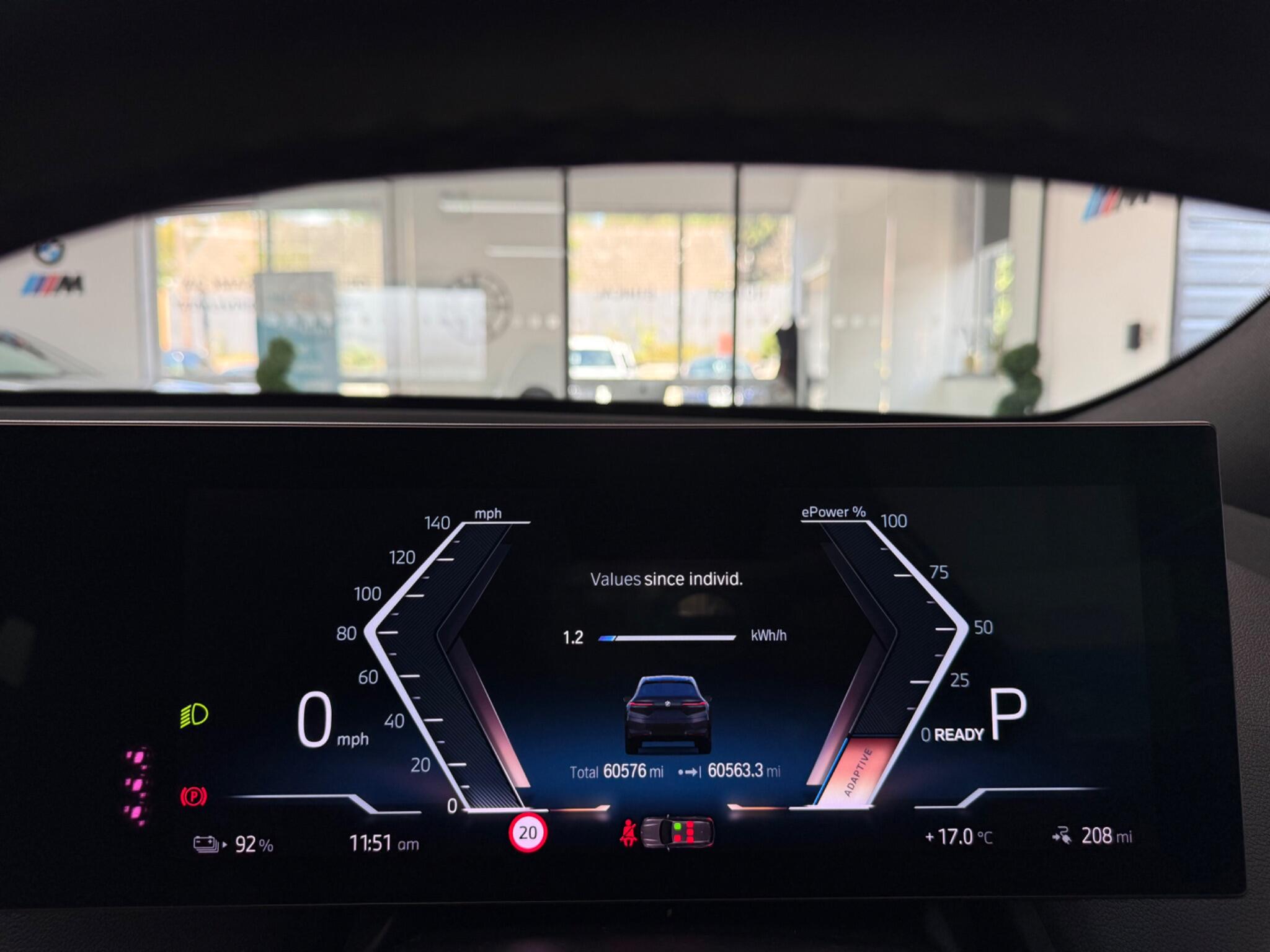 BMW iX view 35