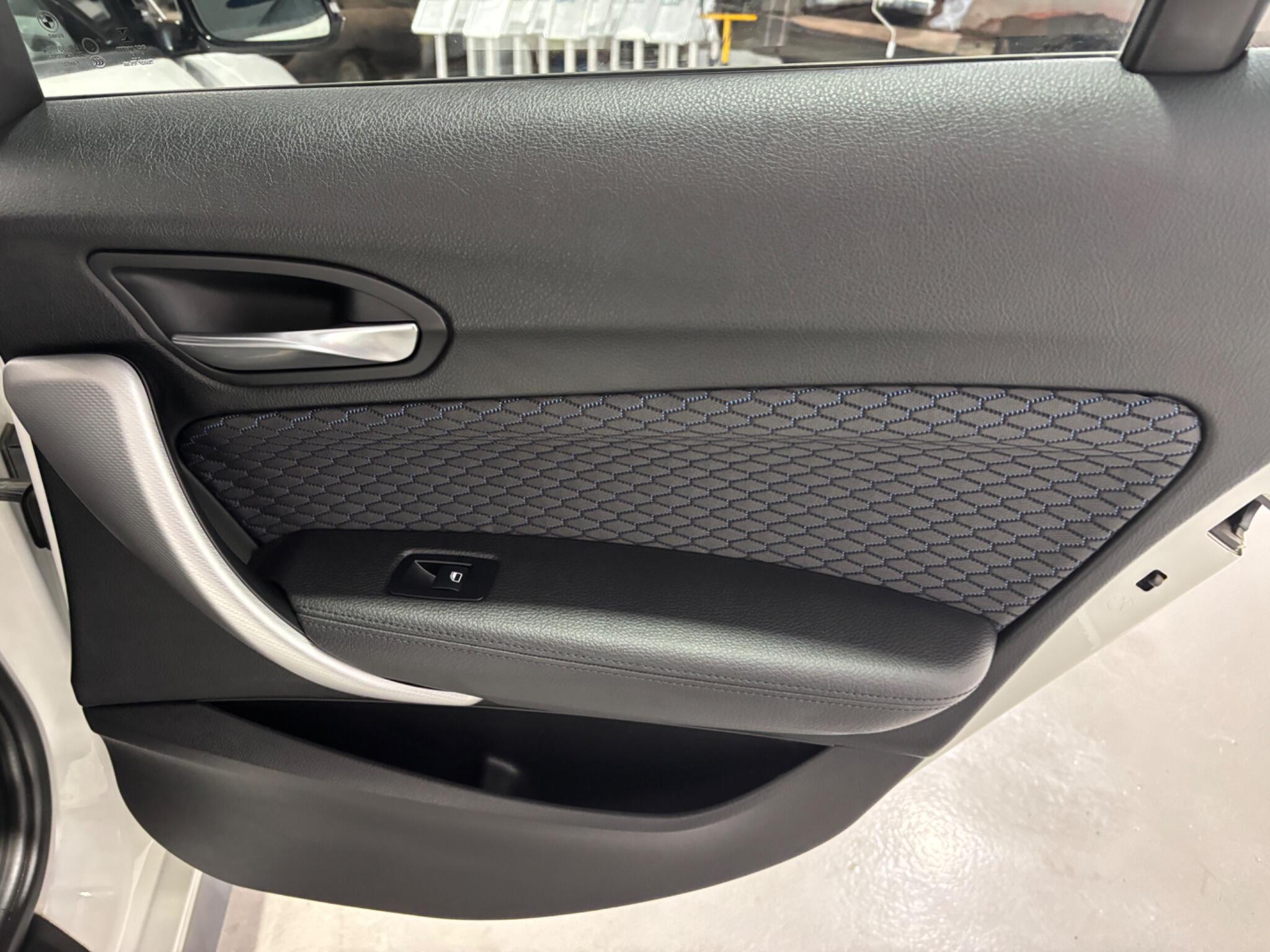 BMW 1 Series view 15