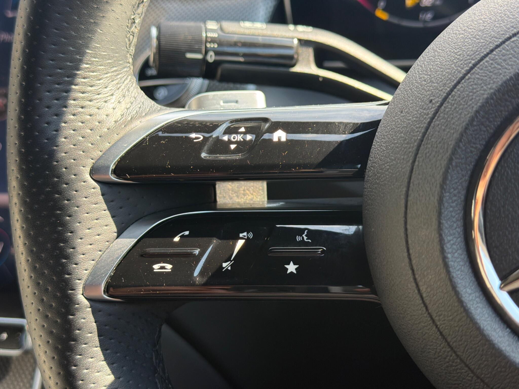 Mercedes-Benz GLC view 13
