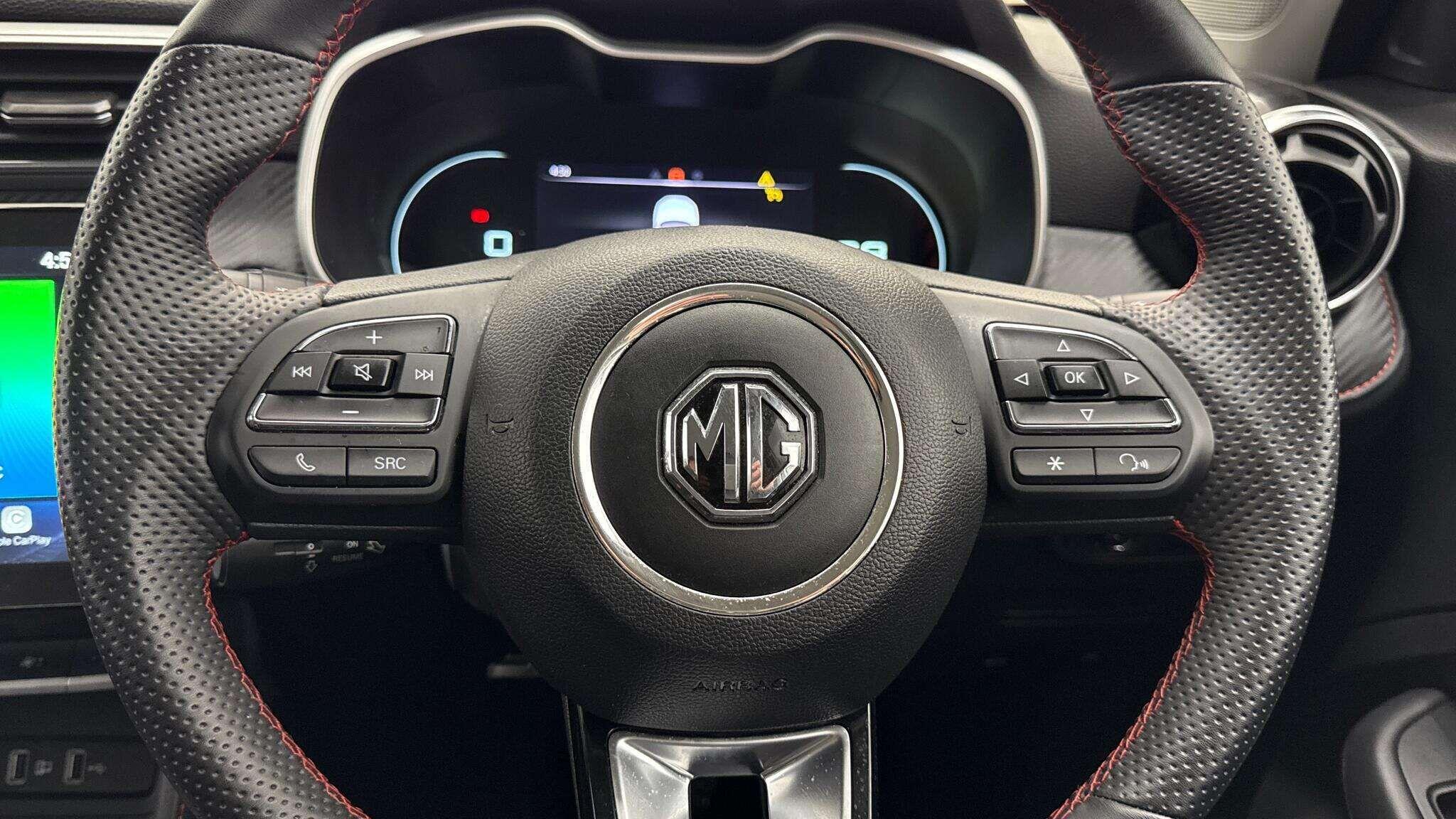 MG ZS