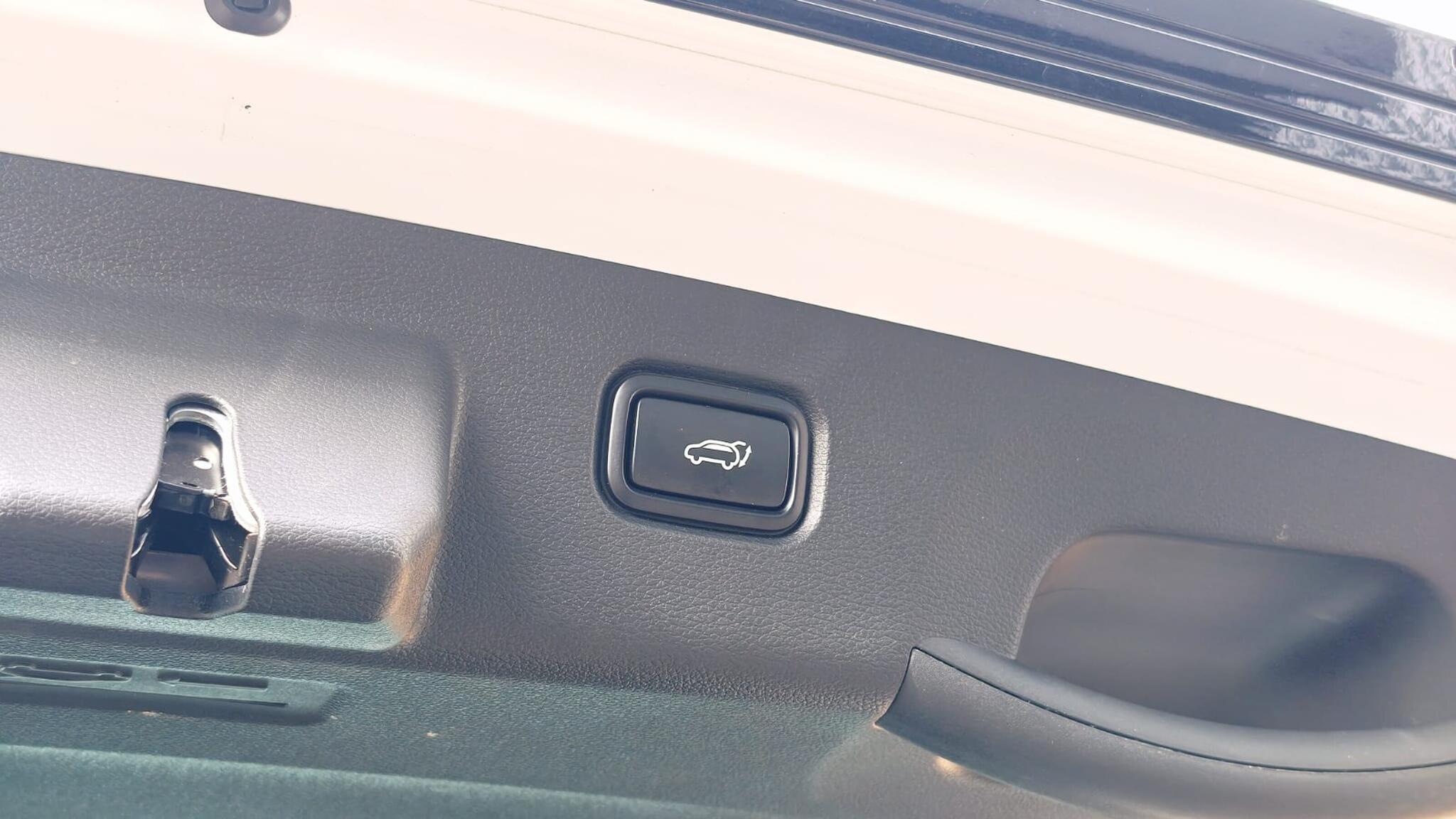 Kia Sportage view 8