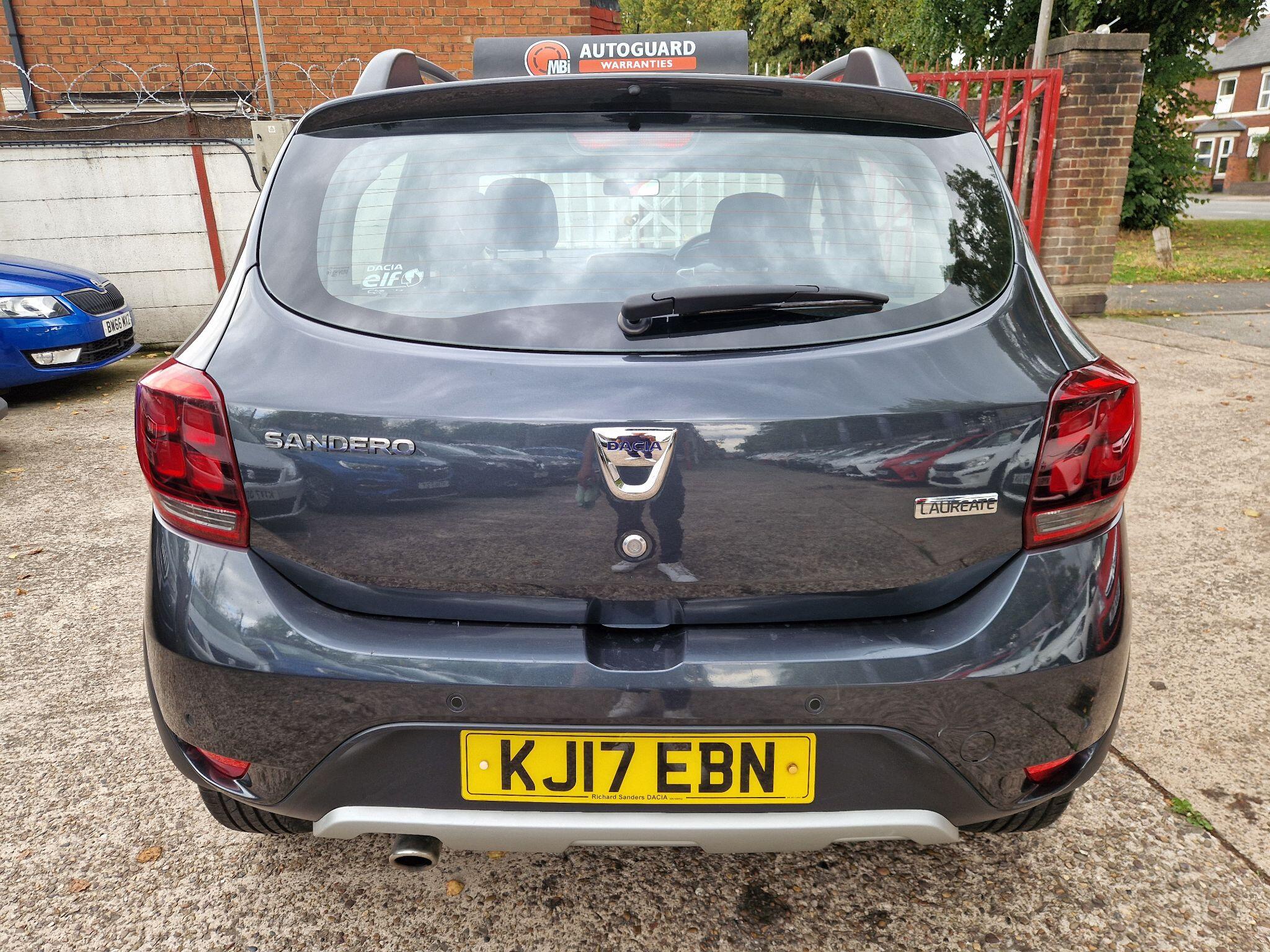 Dacia Sandero Stepway view 17