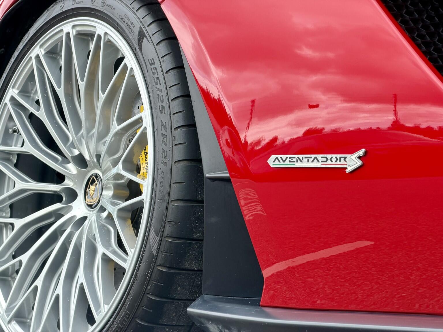Lamborghini Aventador view 19