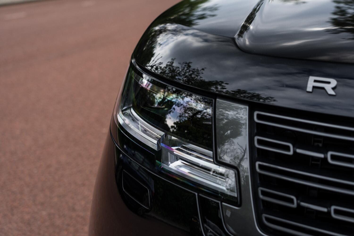 Land Rover Range Rover view 13