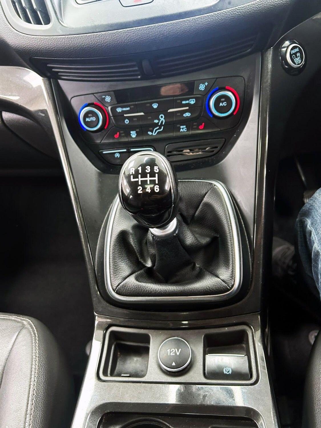 Ford Kuga view 19