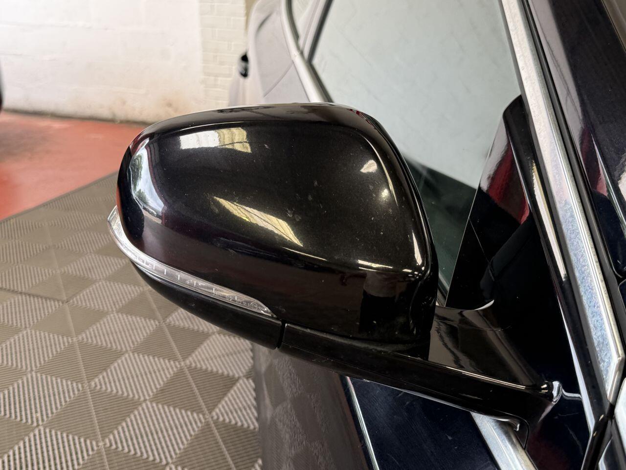 Volvo V40 view 18