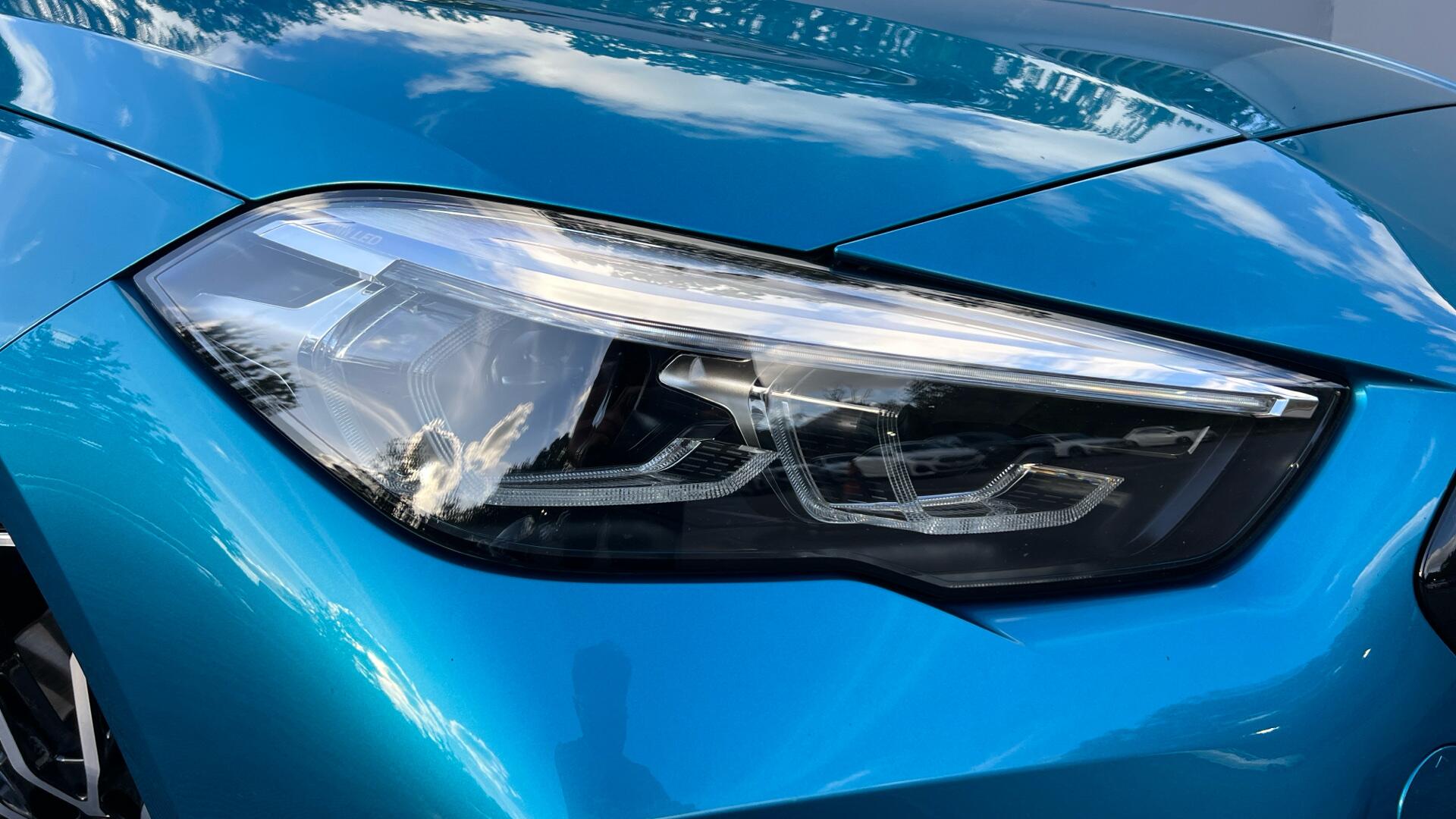 BMW 2 Series view 23