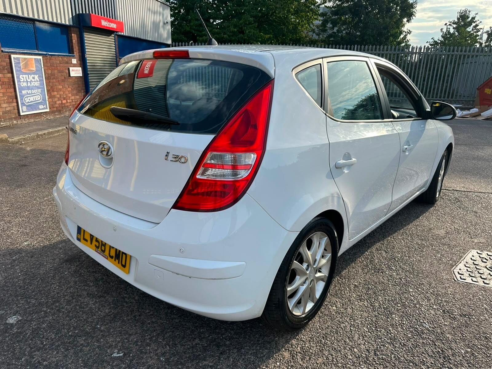 Hyundai I30 view 9