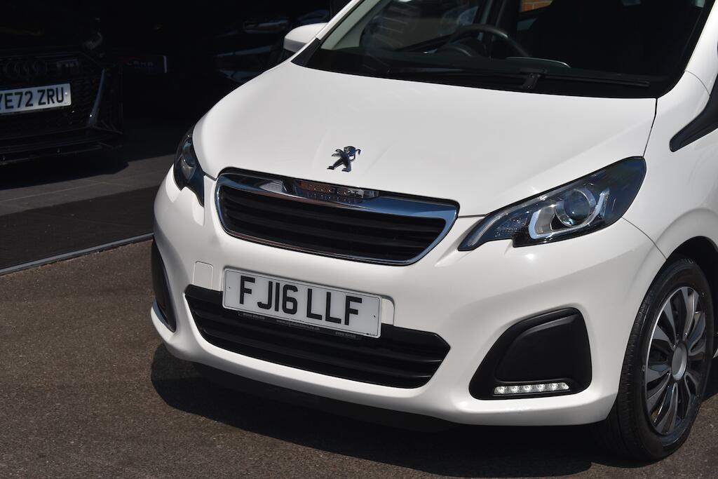 Peugeot 108 view 21