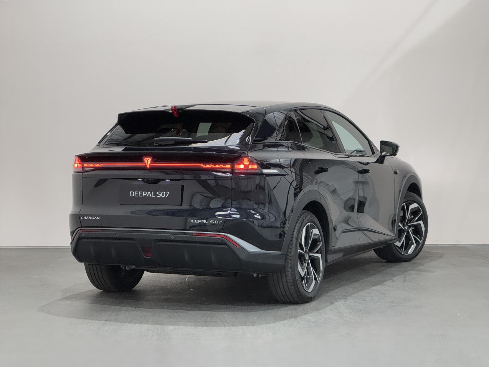 Changan Deepal S07 view 19