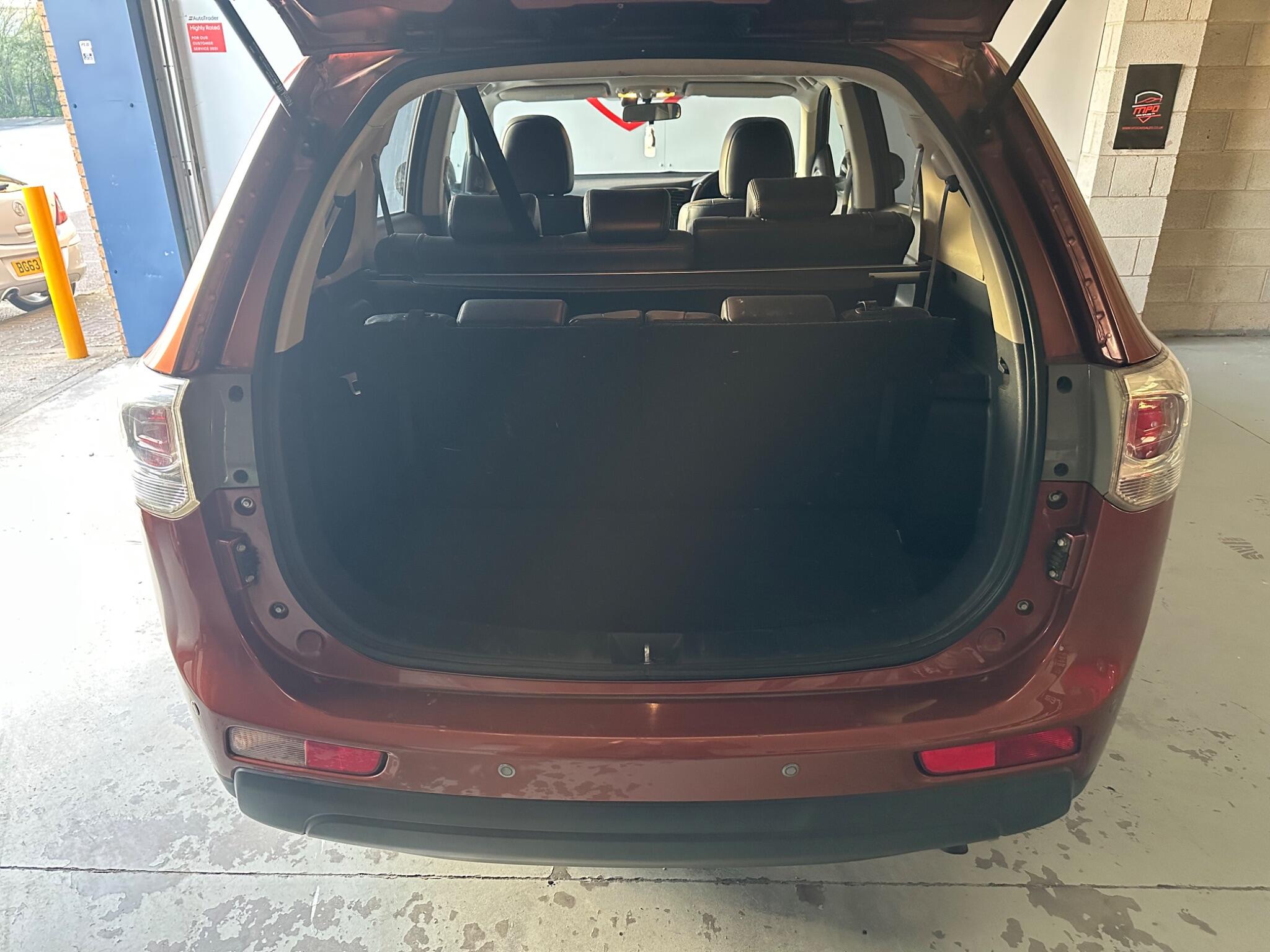 Mitsubishi Outlander view 39