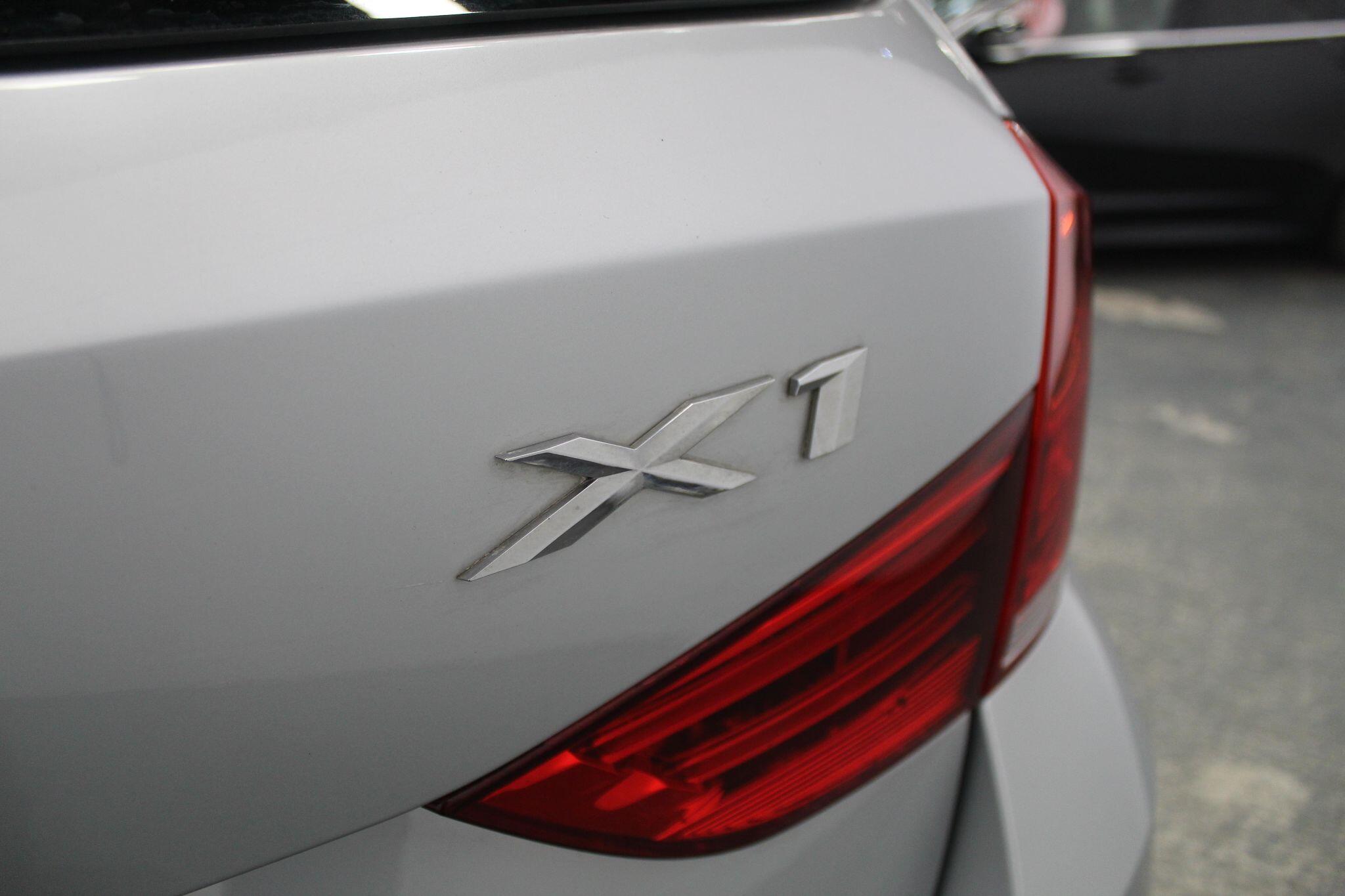BMW X1 view 18