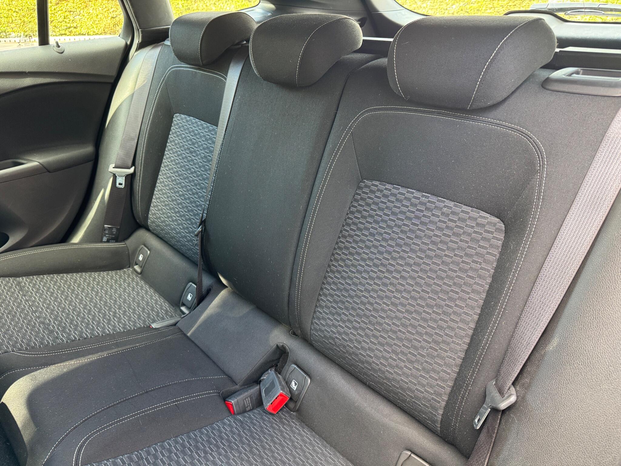 Vauxhall Astra view 47