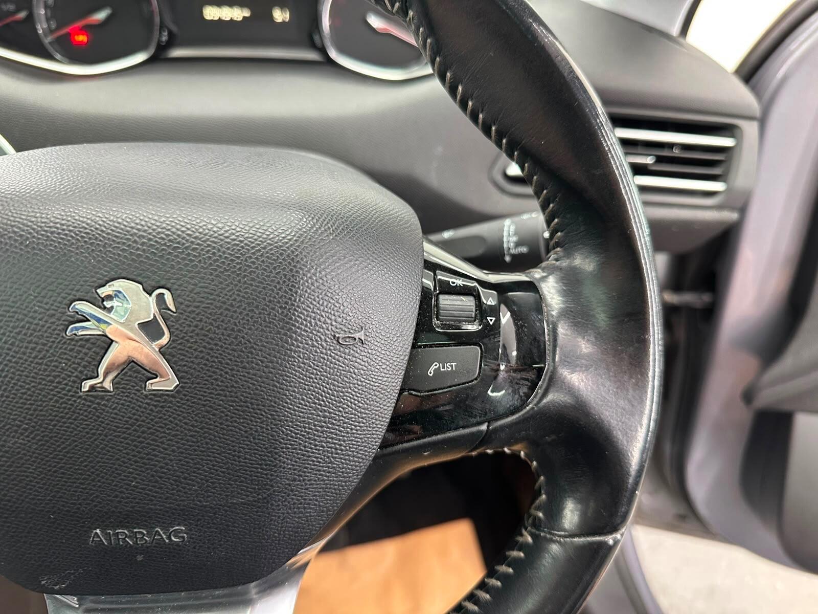 Peugeot 308 view 41