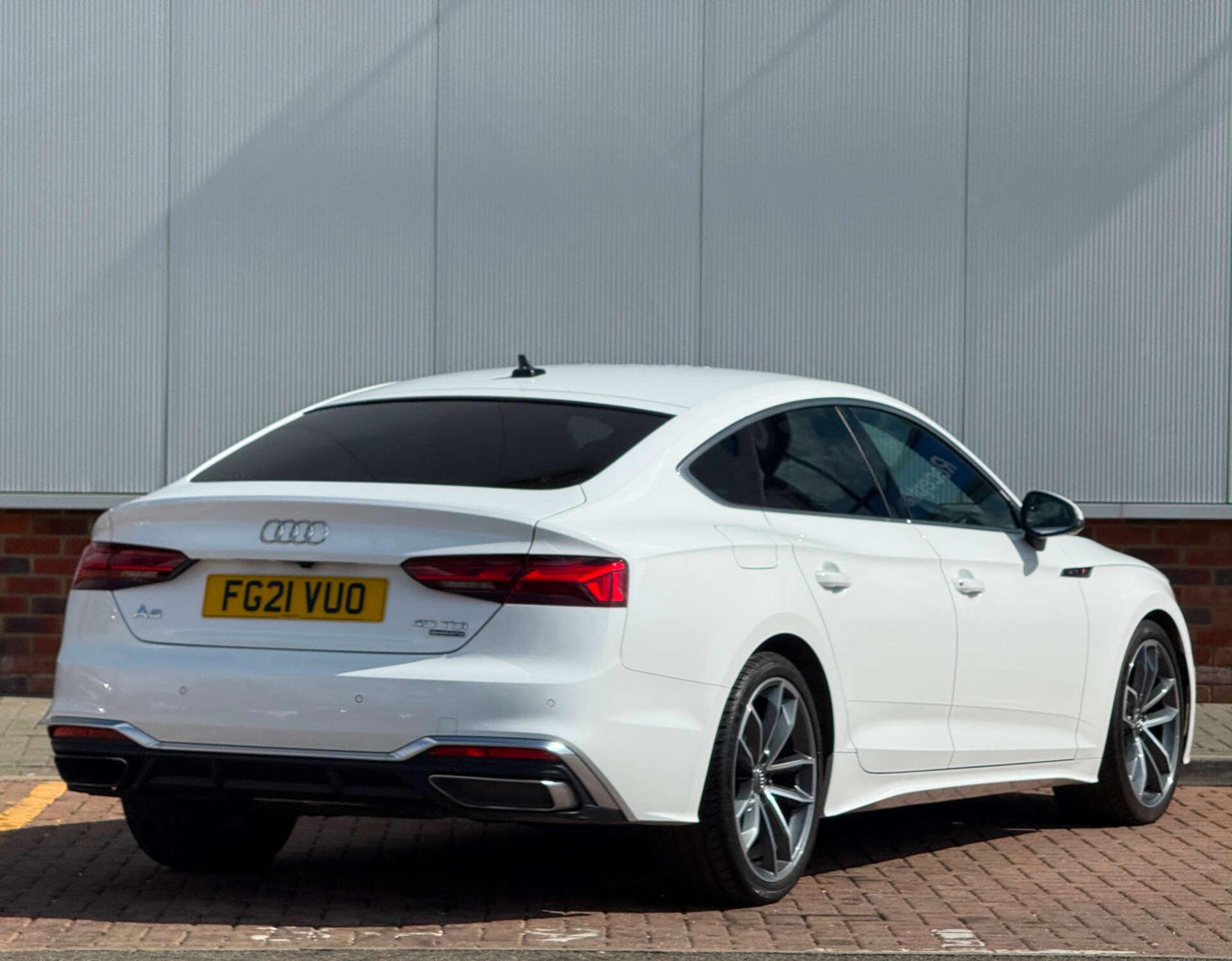 Audi A5 view 11