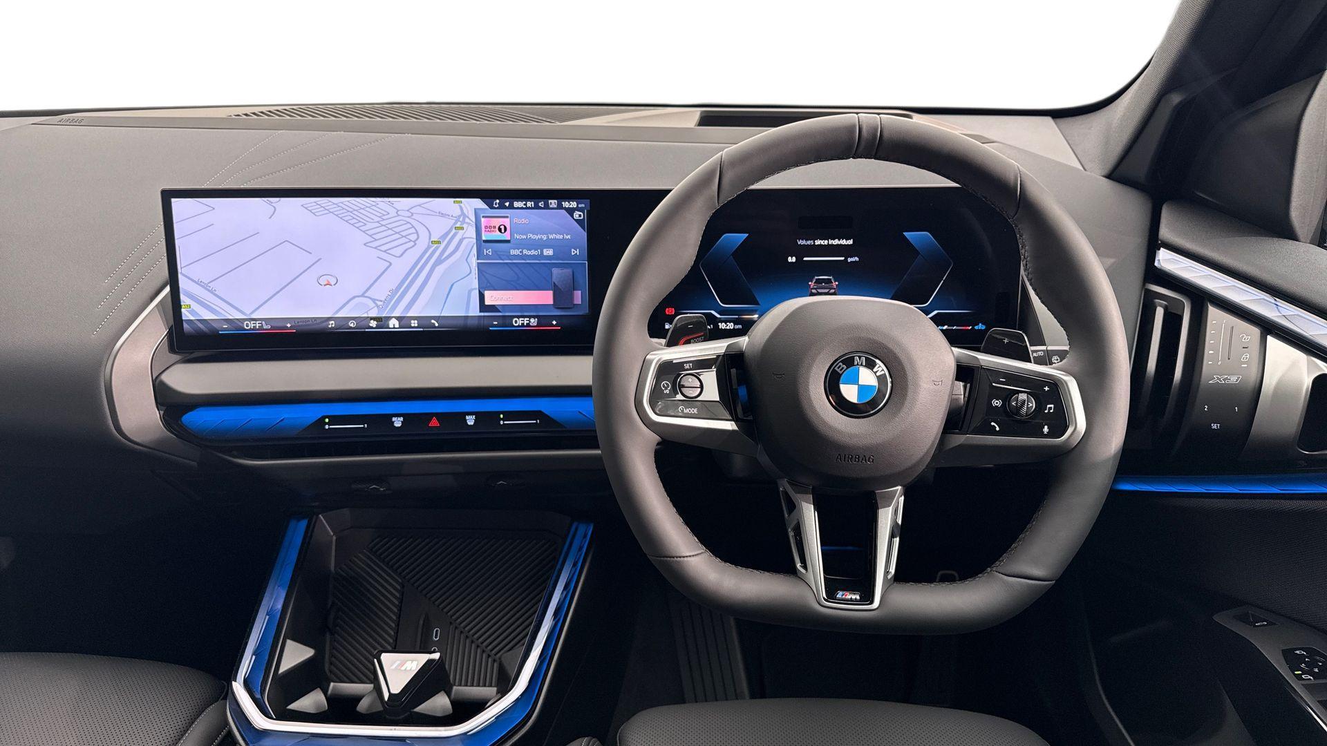 BMW X3 view 5