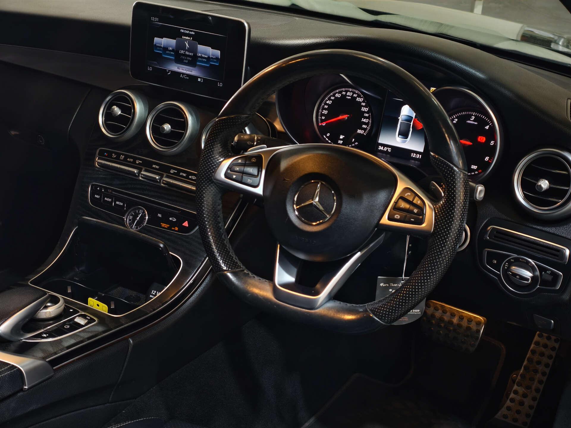 Mercedes-Benz C Class view 21