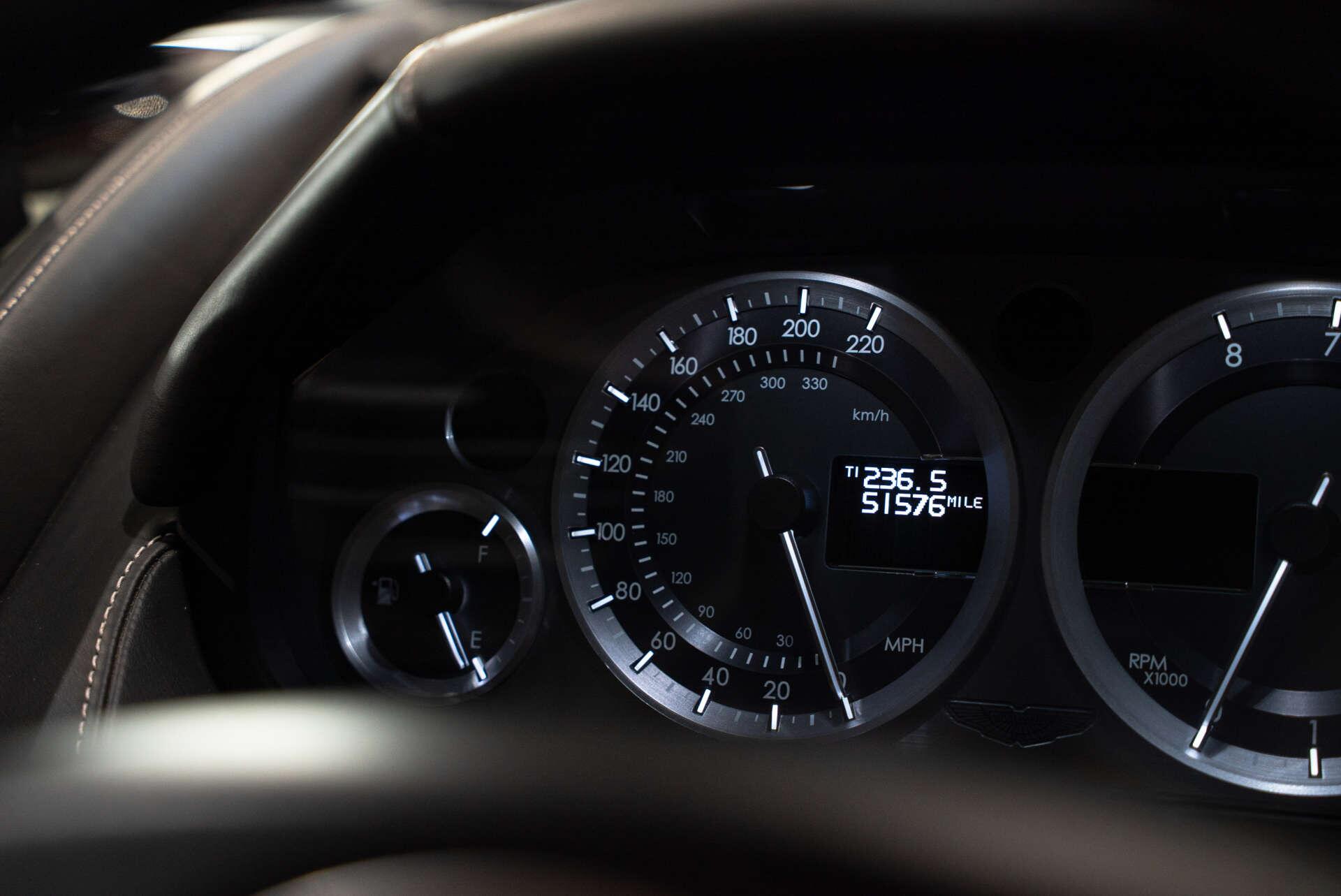 Aston Martin Vantage view 14