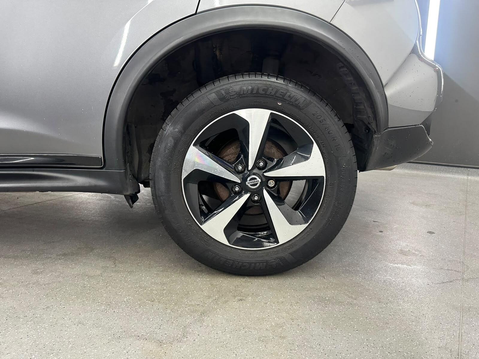 Nissan Juke view 22